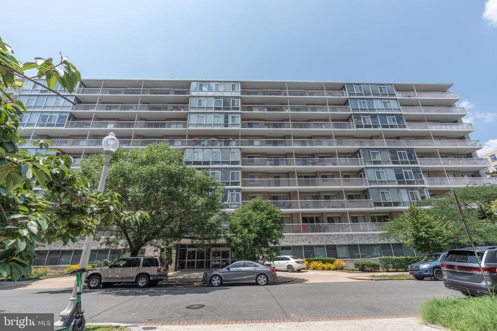 730 24TH ST NW #212
