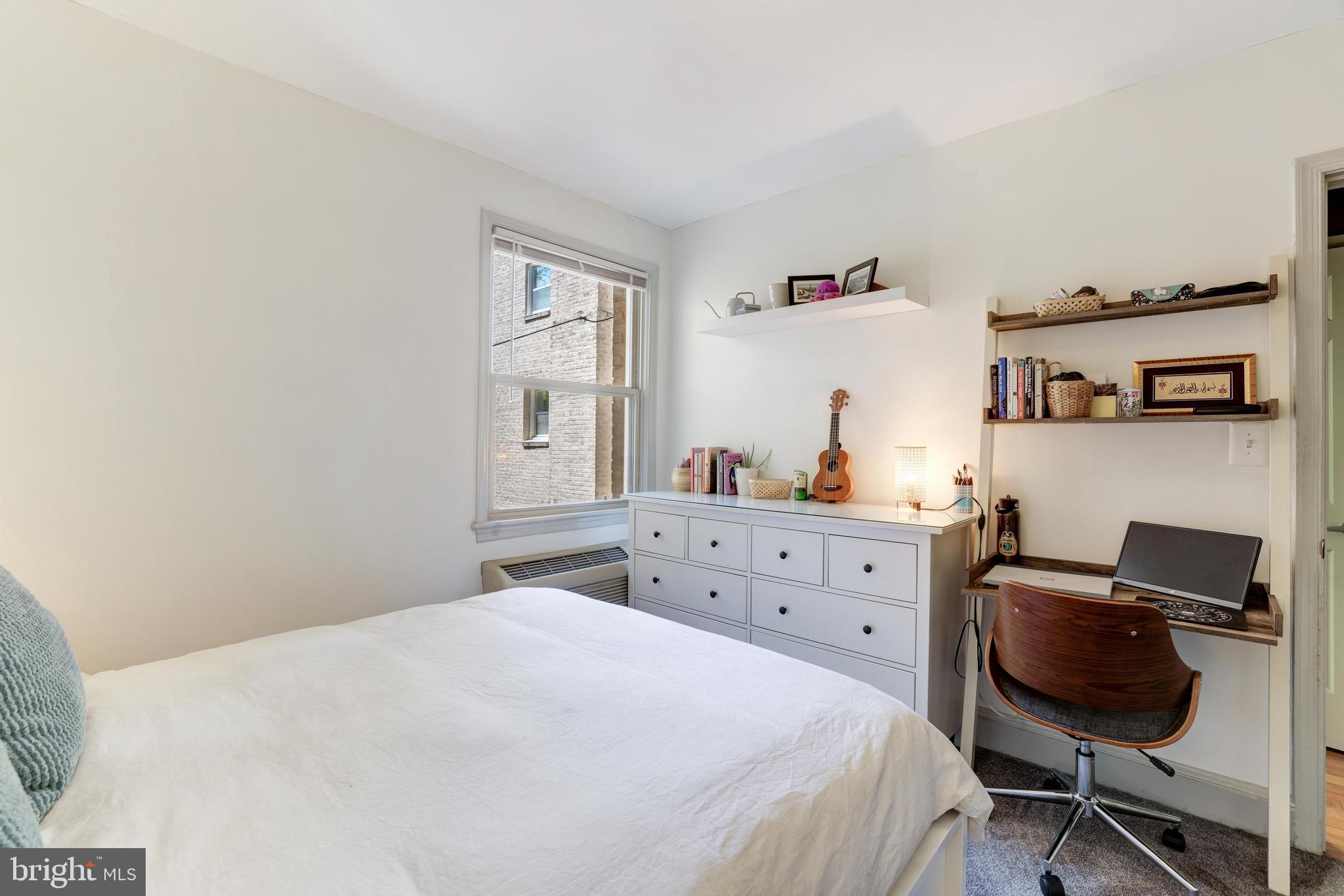 1363 K STREET SE 201