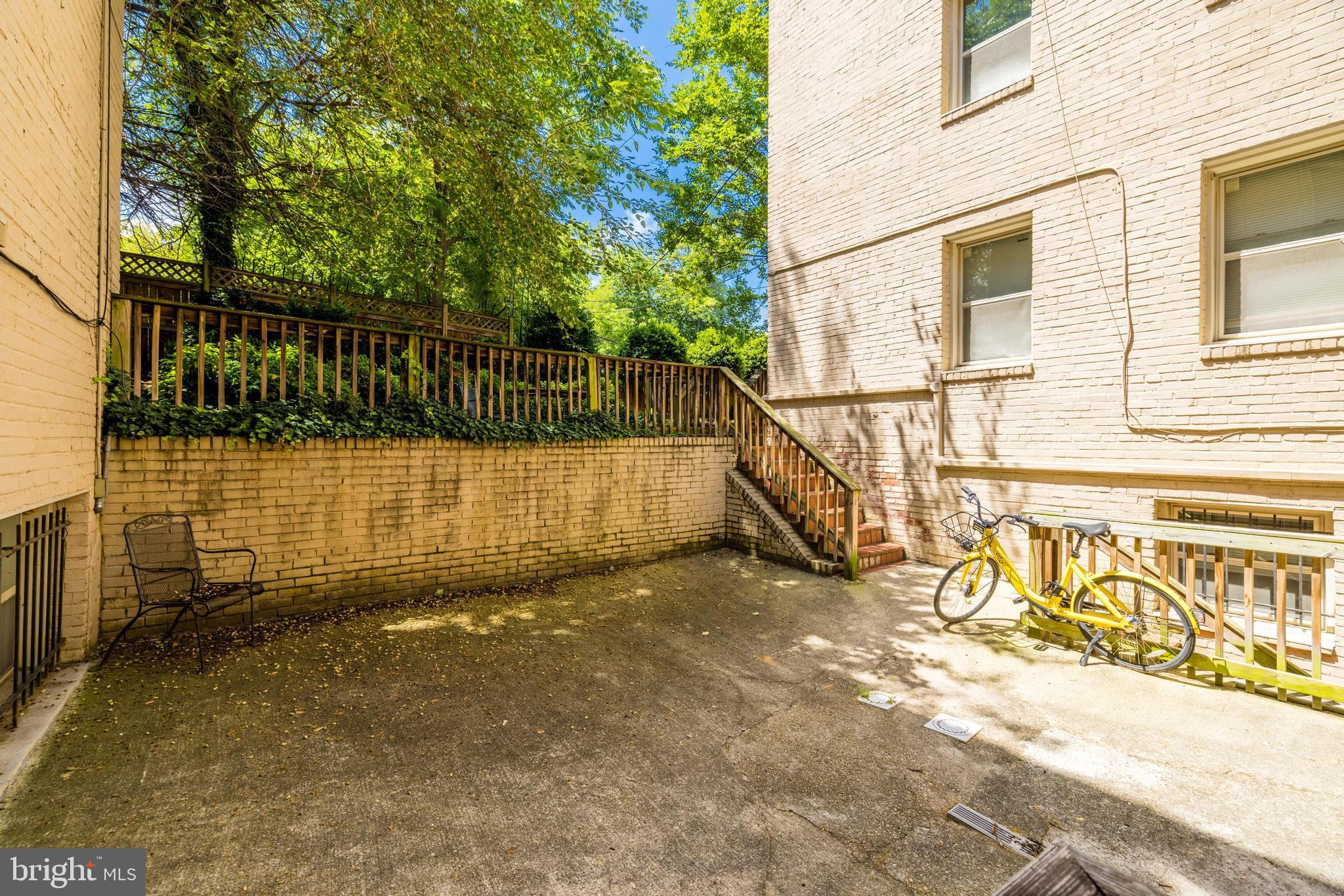 1363 K STREET SE 201