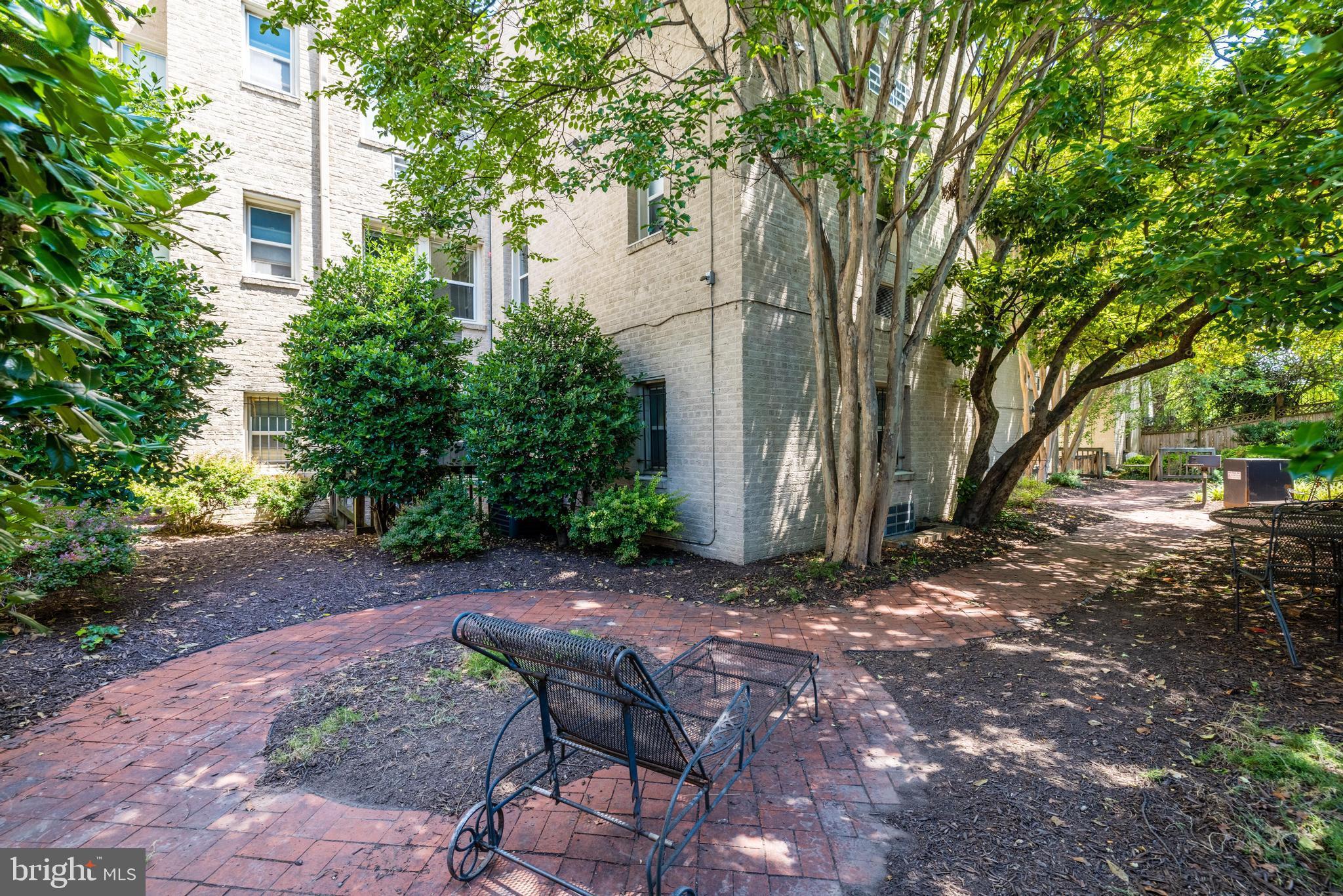 1363 K STREET SE 201