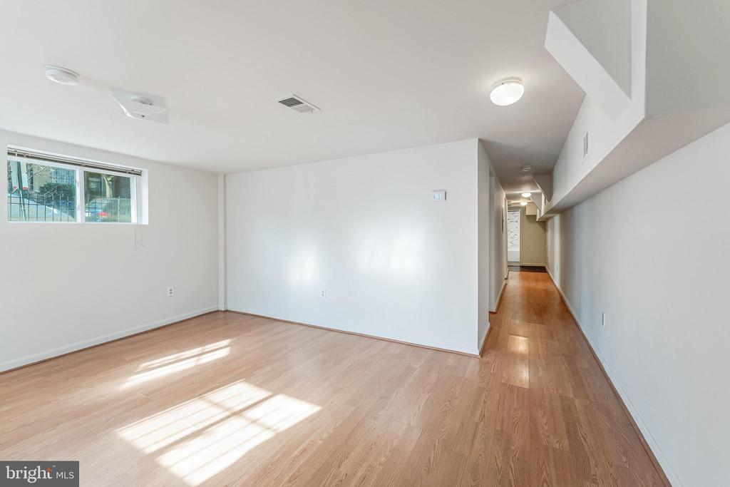 165 U NW 3