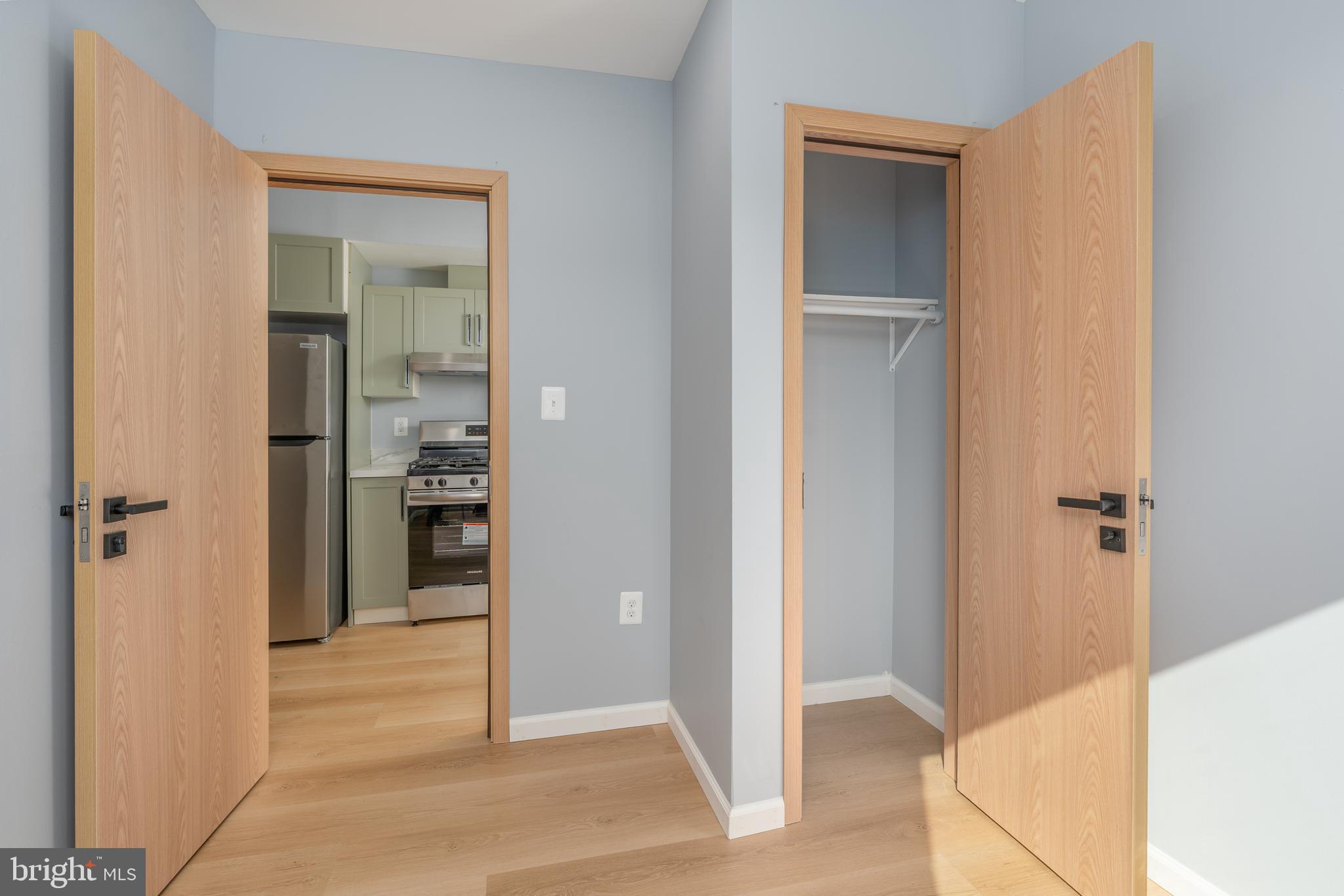 4936 NASH STREET NE 9