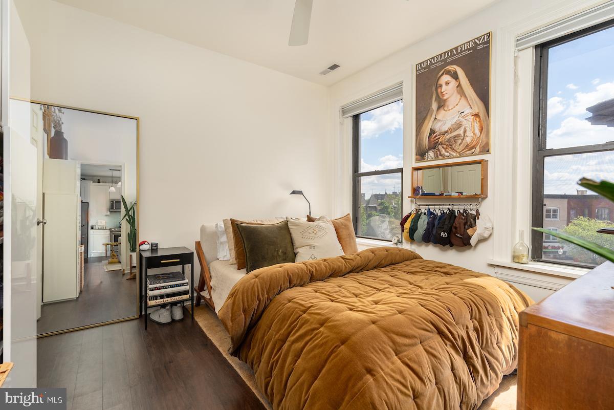 1930 18TH STREET NW 32