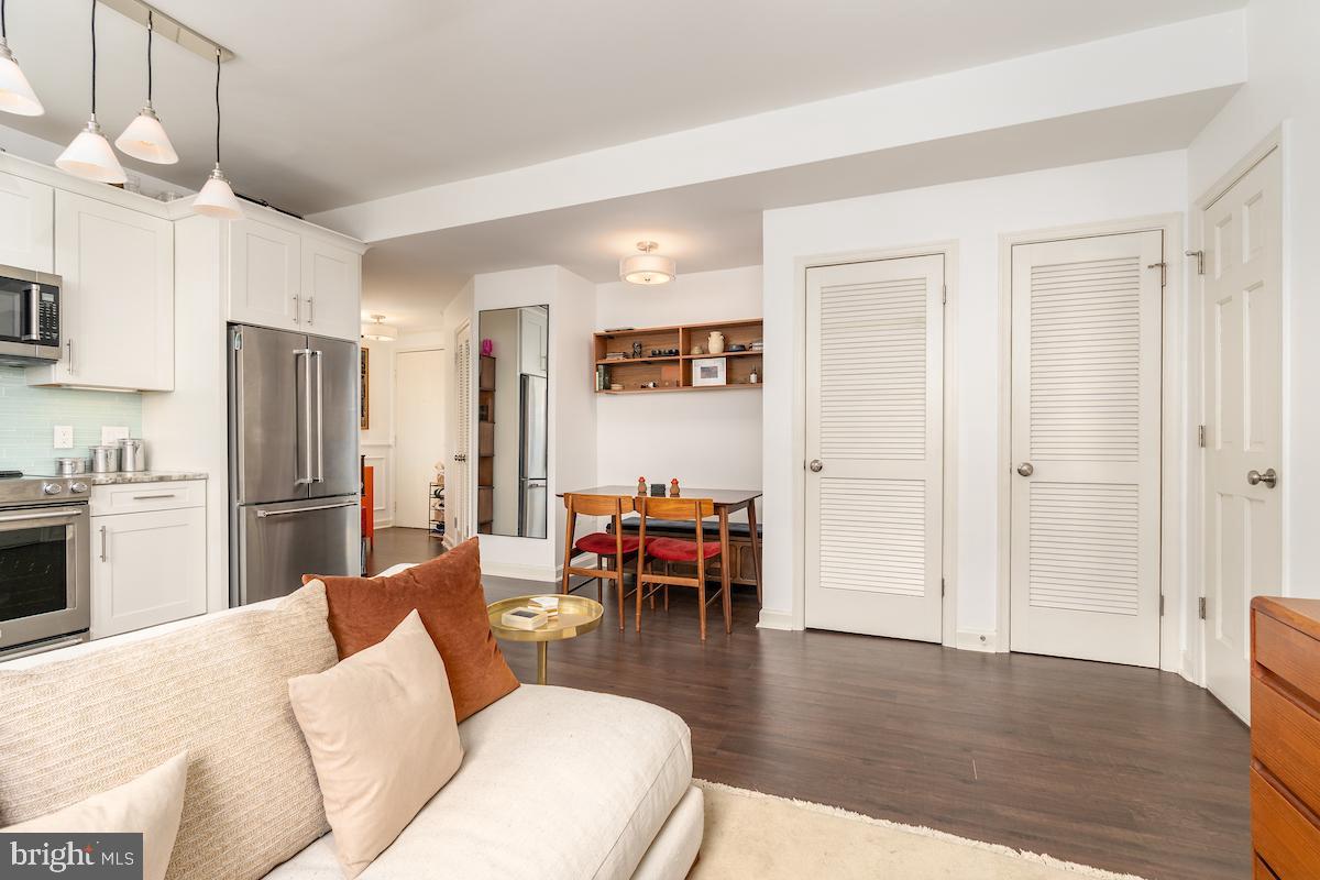 1930 18TH STREET NW 32