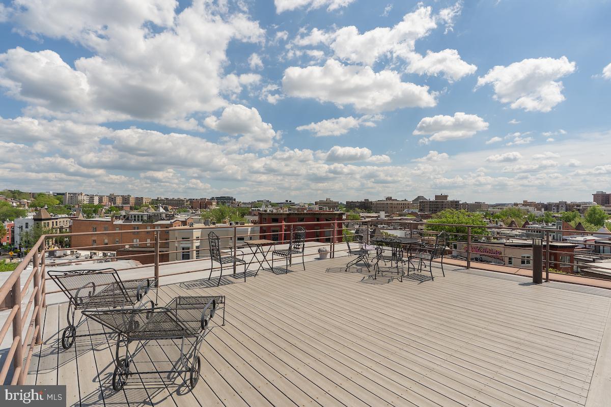 1930 18TH STREET NW 32