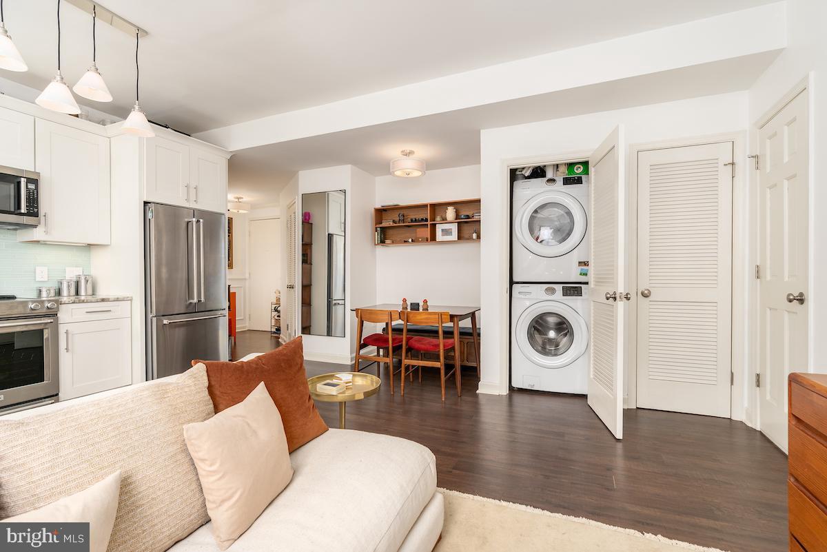 1930 18TH STREET NW 32