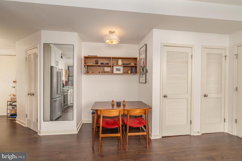1930 18TH STREET NW 32