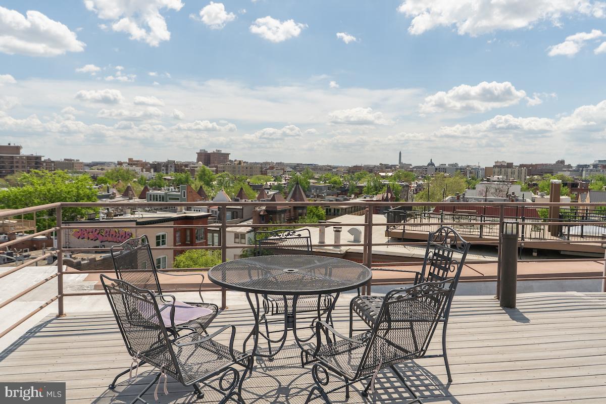 1930 18TH STREET NW 32