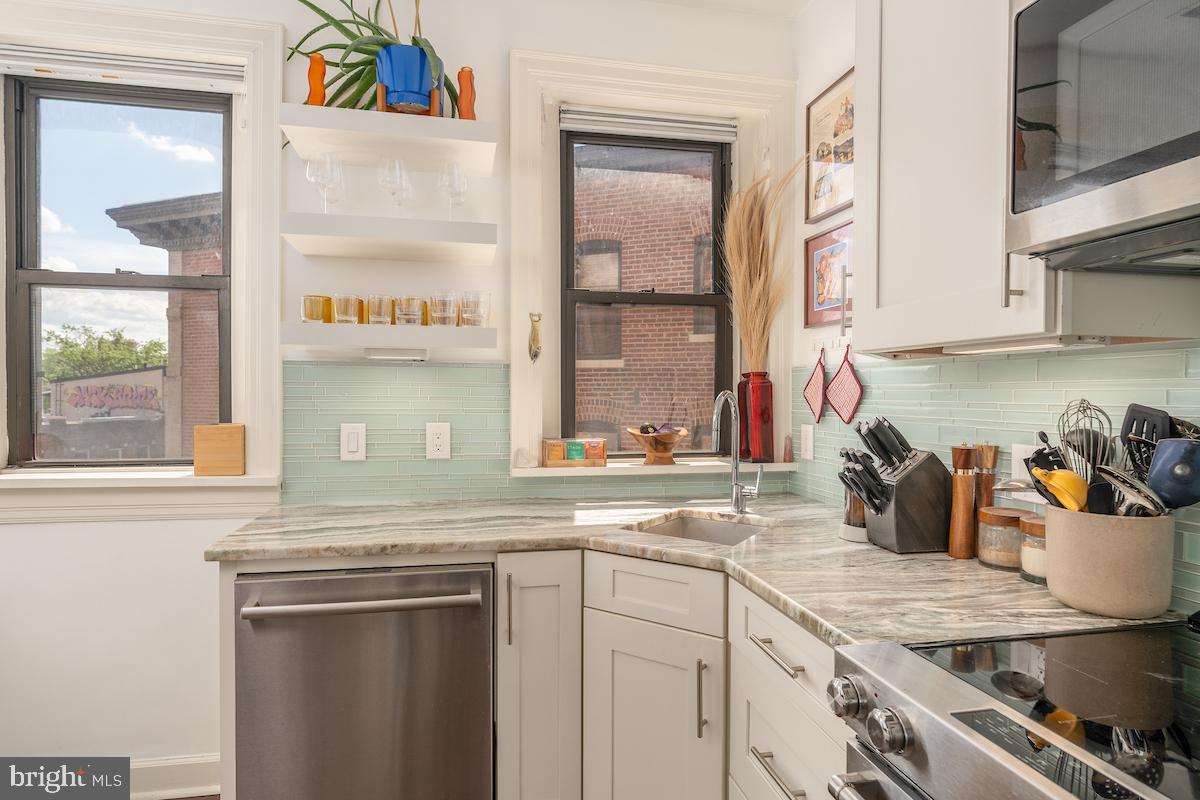 1930 18TH STREET NW 32