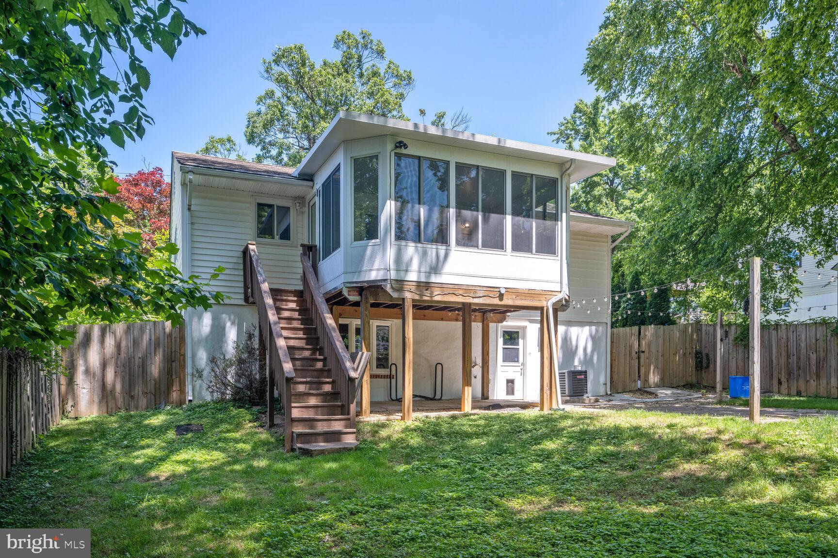 3202 Edgewood Rd