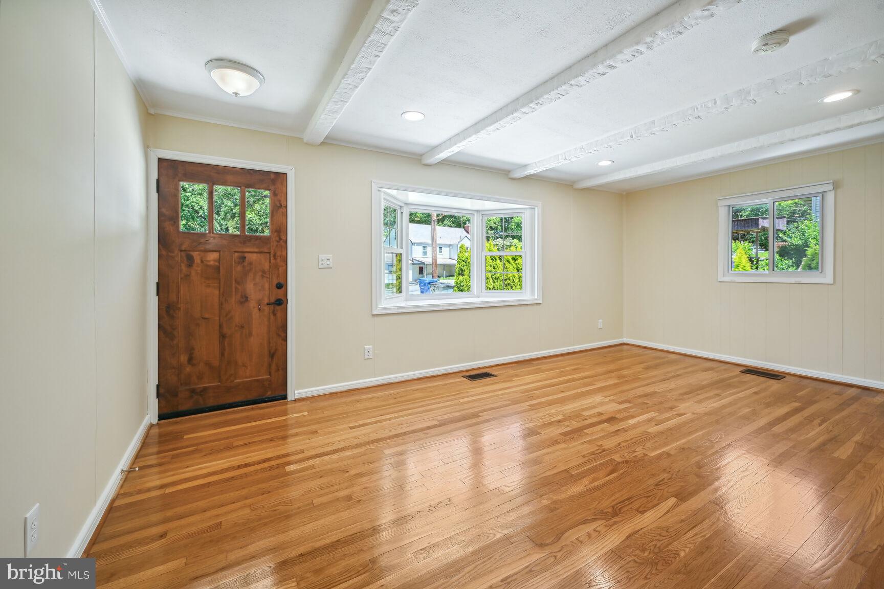 3202 Edgewood Rd