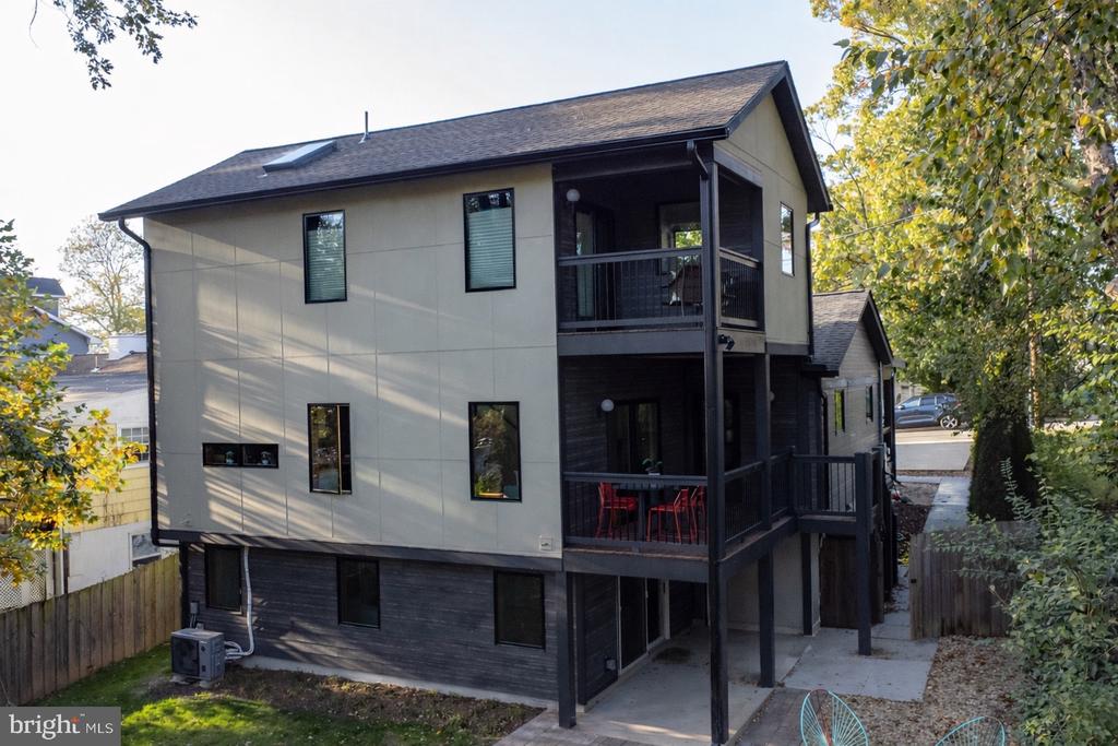3202 EDGEWOOD ROAD