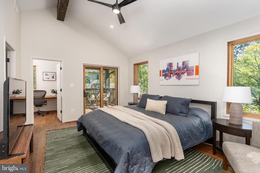 3202 EDGEWOOD ROAD