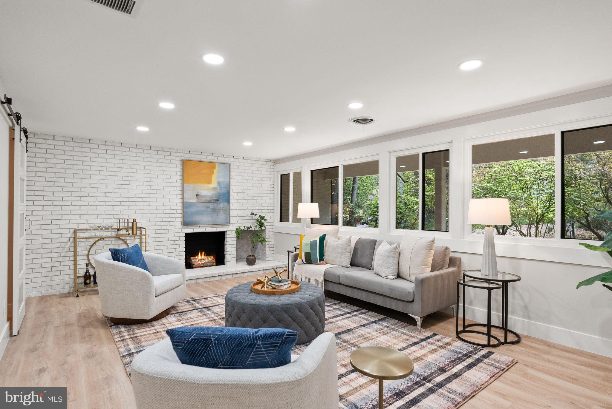 8201 HAMILTON SPRING COURT