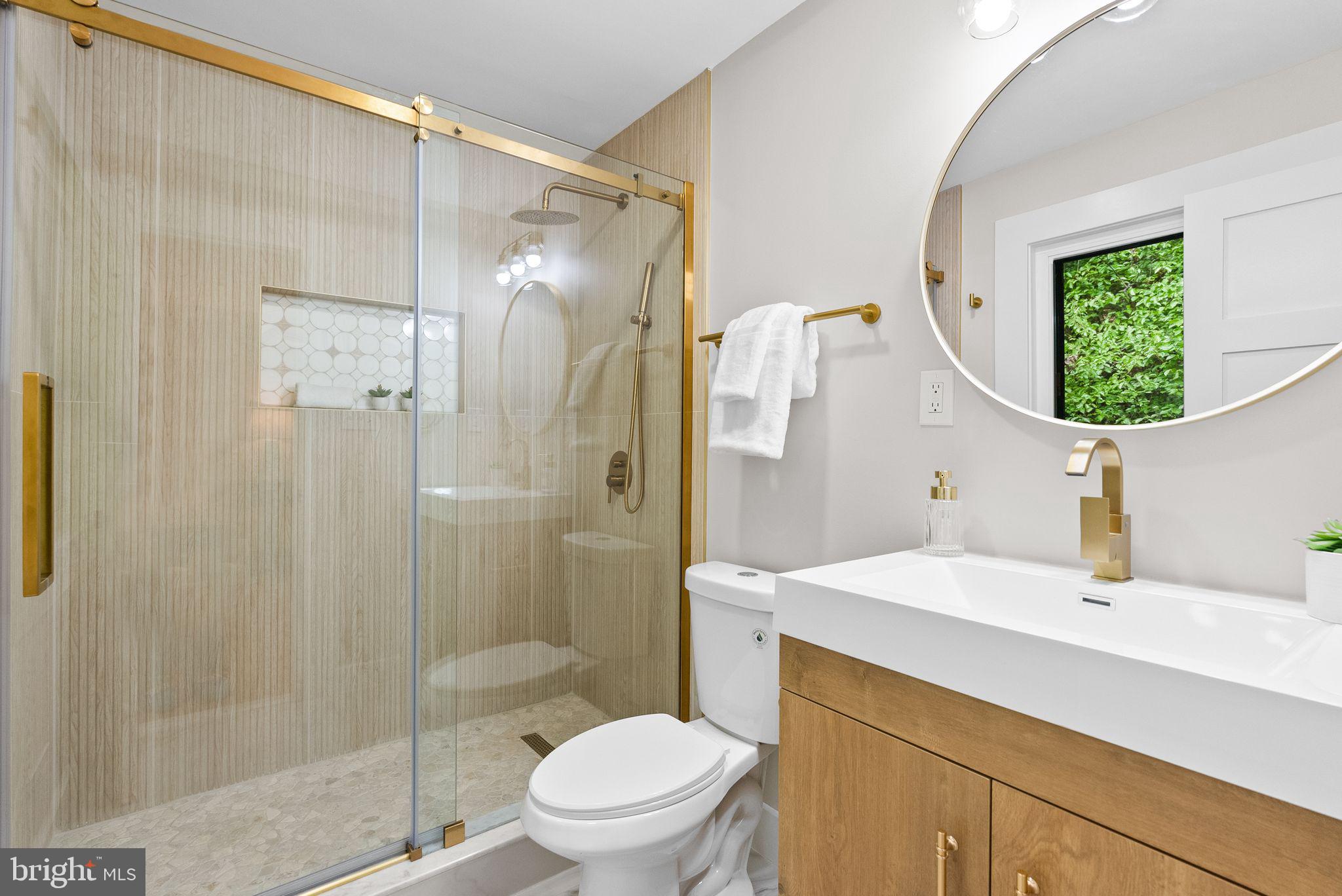 8201 HAMILTON SPRING COURT