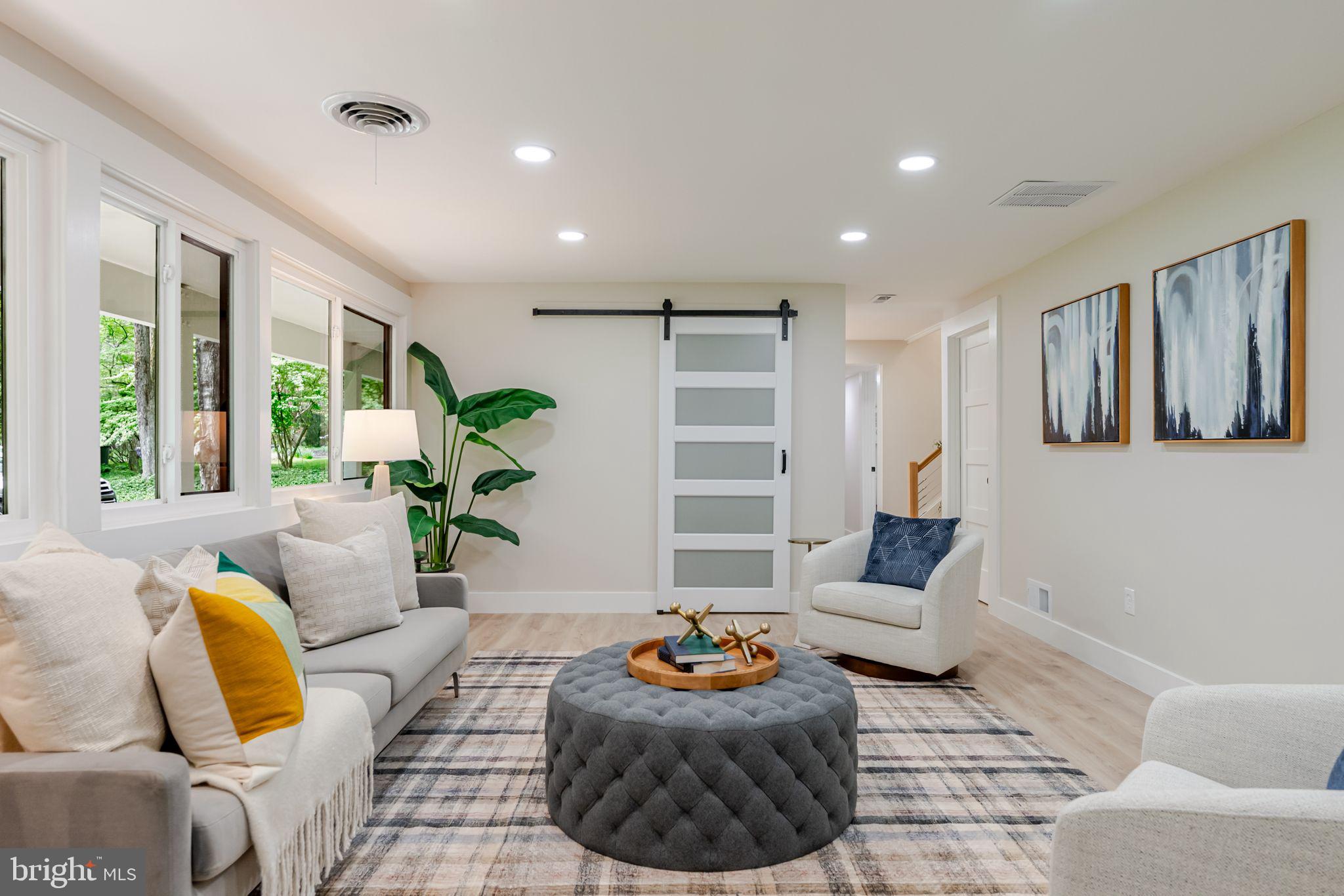 8201 HAMILTON SPRING COURT