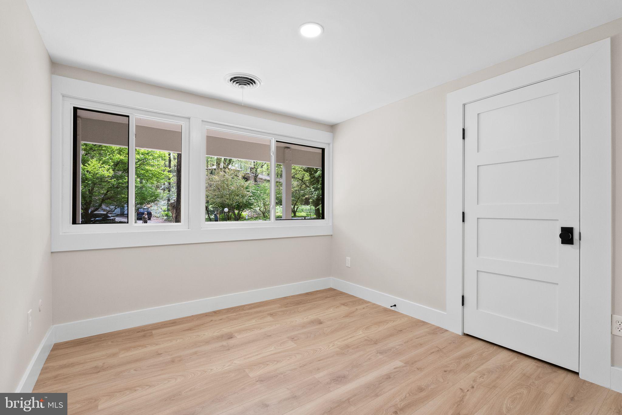 8201 HAMILTON SPRING COURT