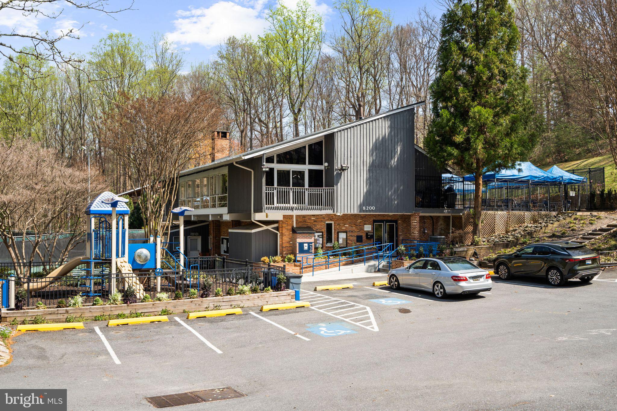 8201 HAMILTON SPRING COURT