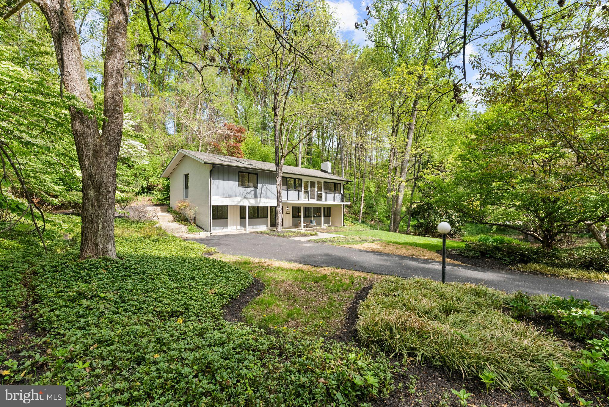 8201 HAMILTON SPRING COURT