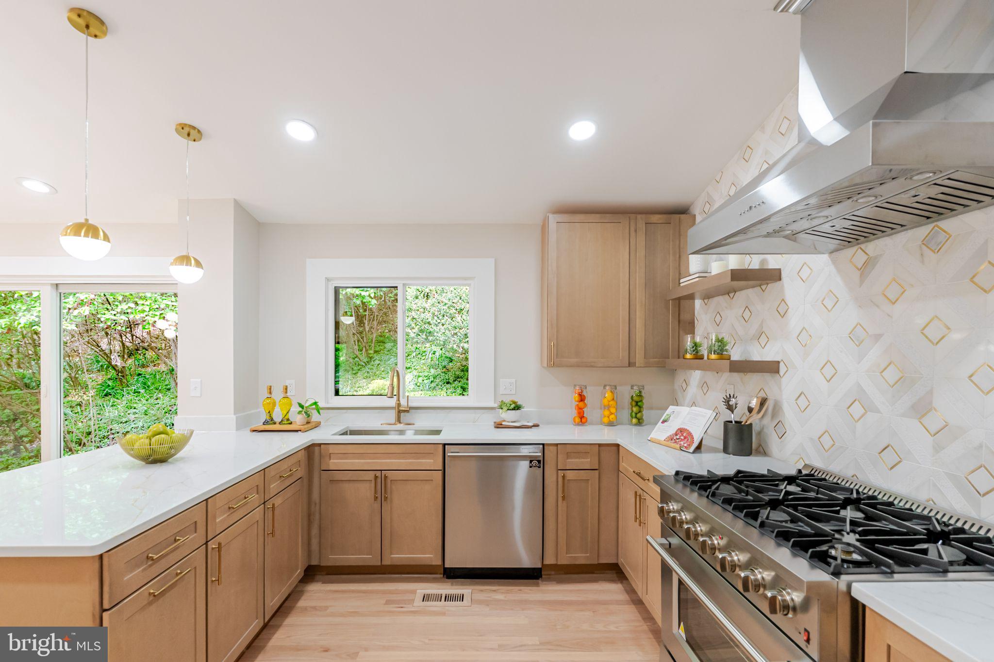 8201 HAMILTON SPRING COURT