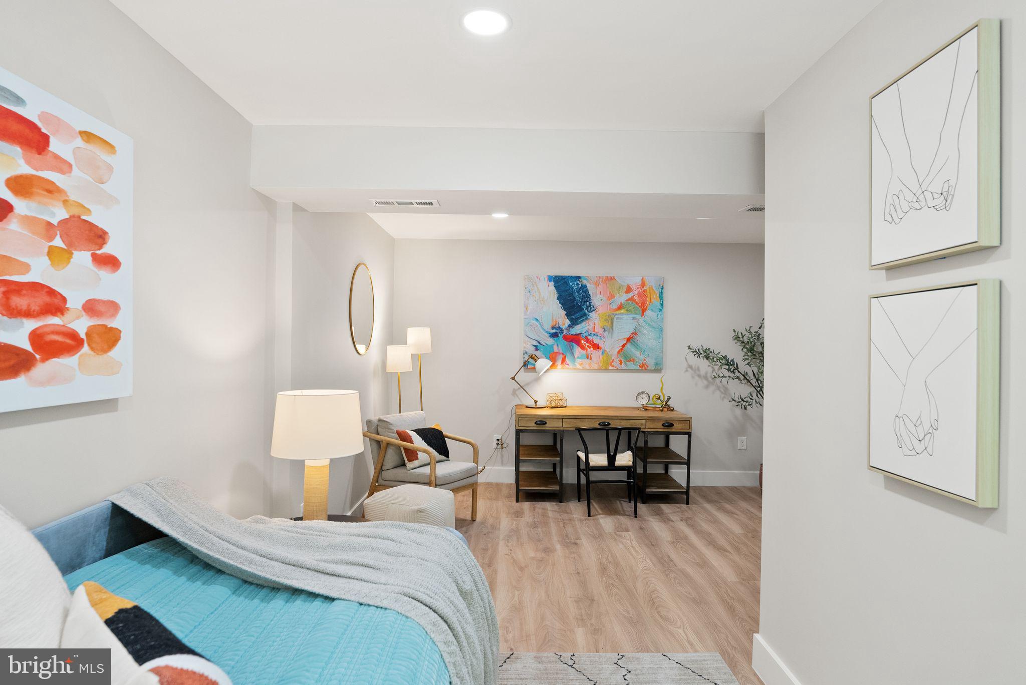 8201 HAMILTON SPRING COURT