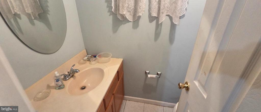 10027 KENSINGTON PARKWAY