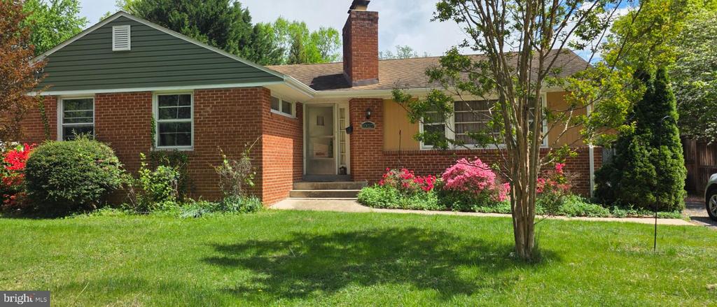 10027 KENSINGTON PARKWAY