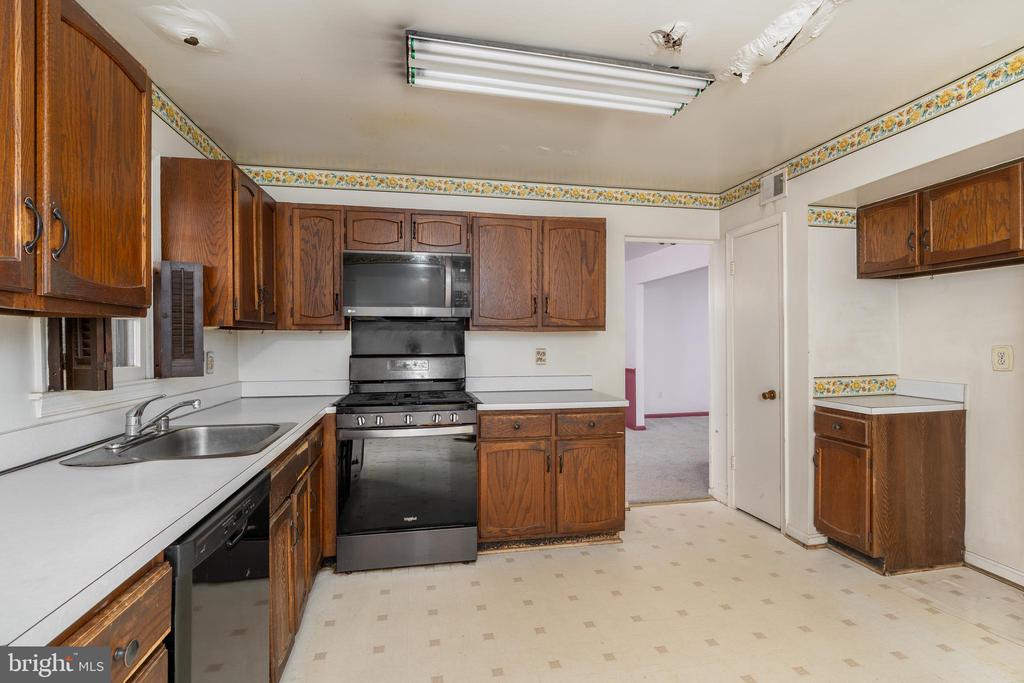 1621 ARBOR VIEW ROAD