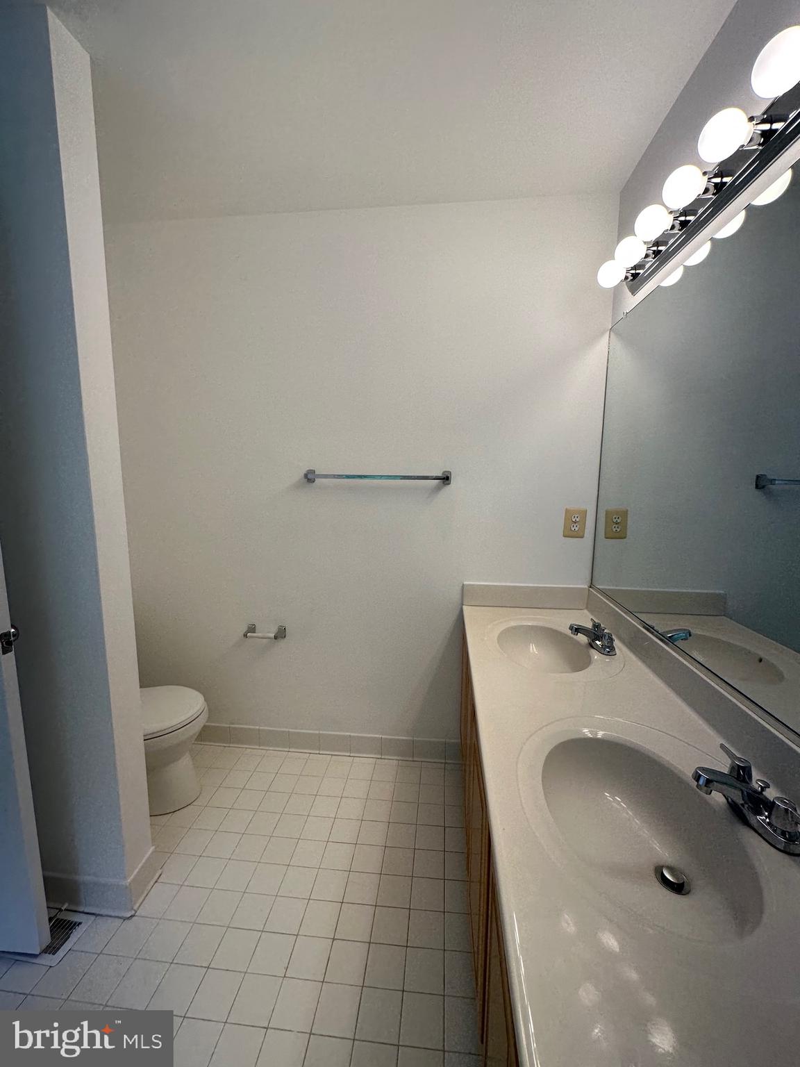 4803 Cowslip COURT