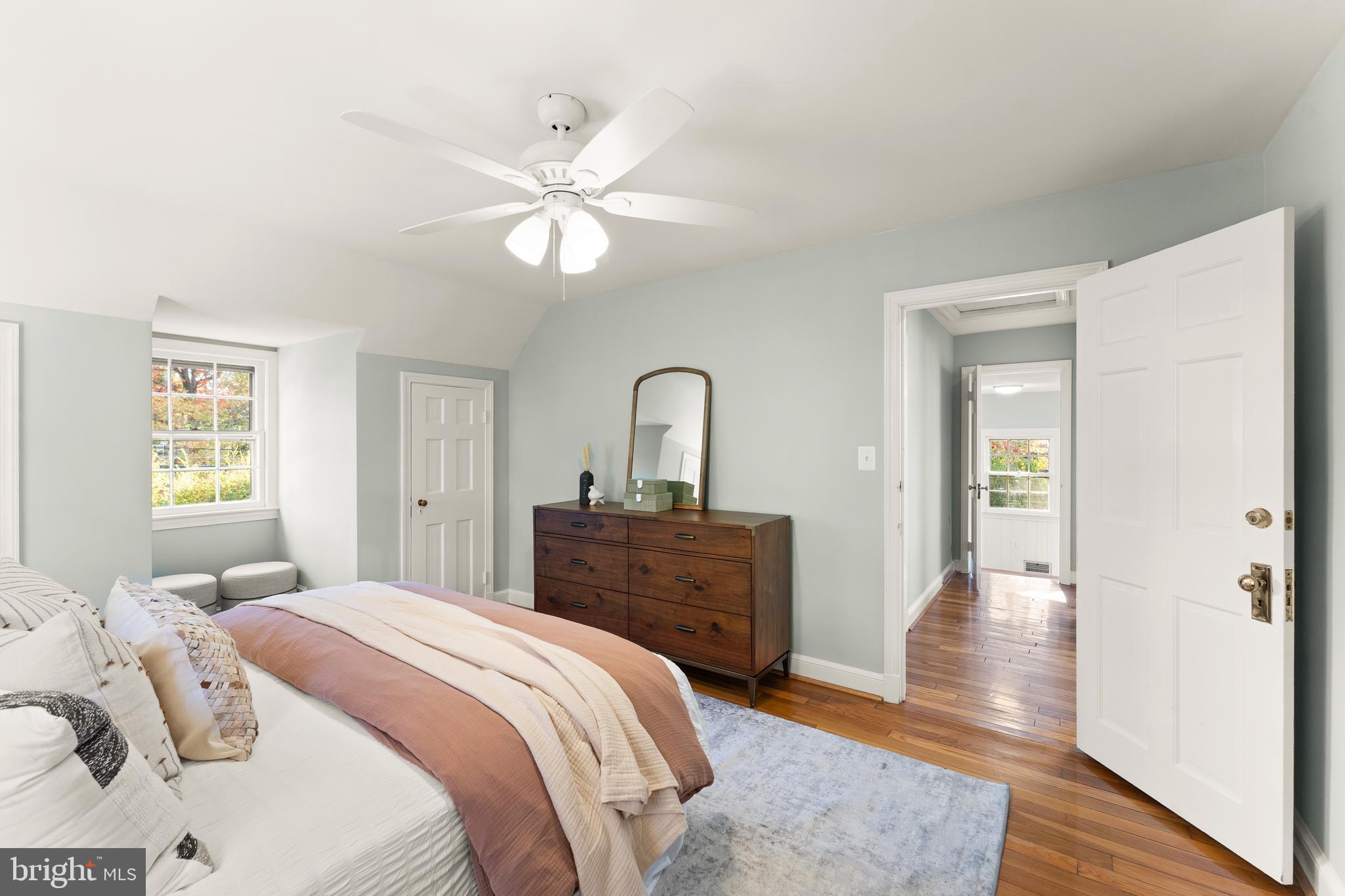 850 N KENSINGTON STREET