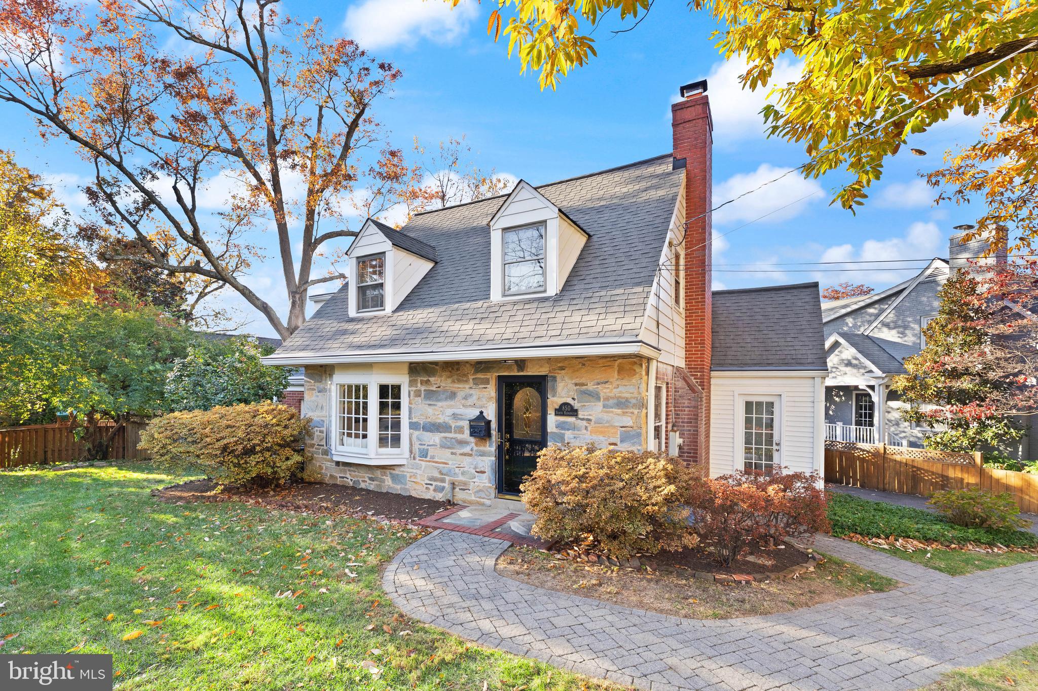 850 N KENSINGTON STREET