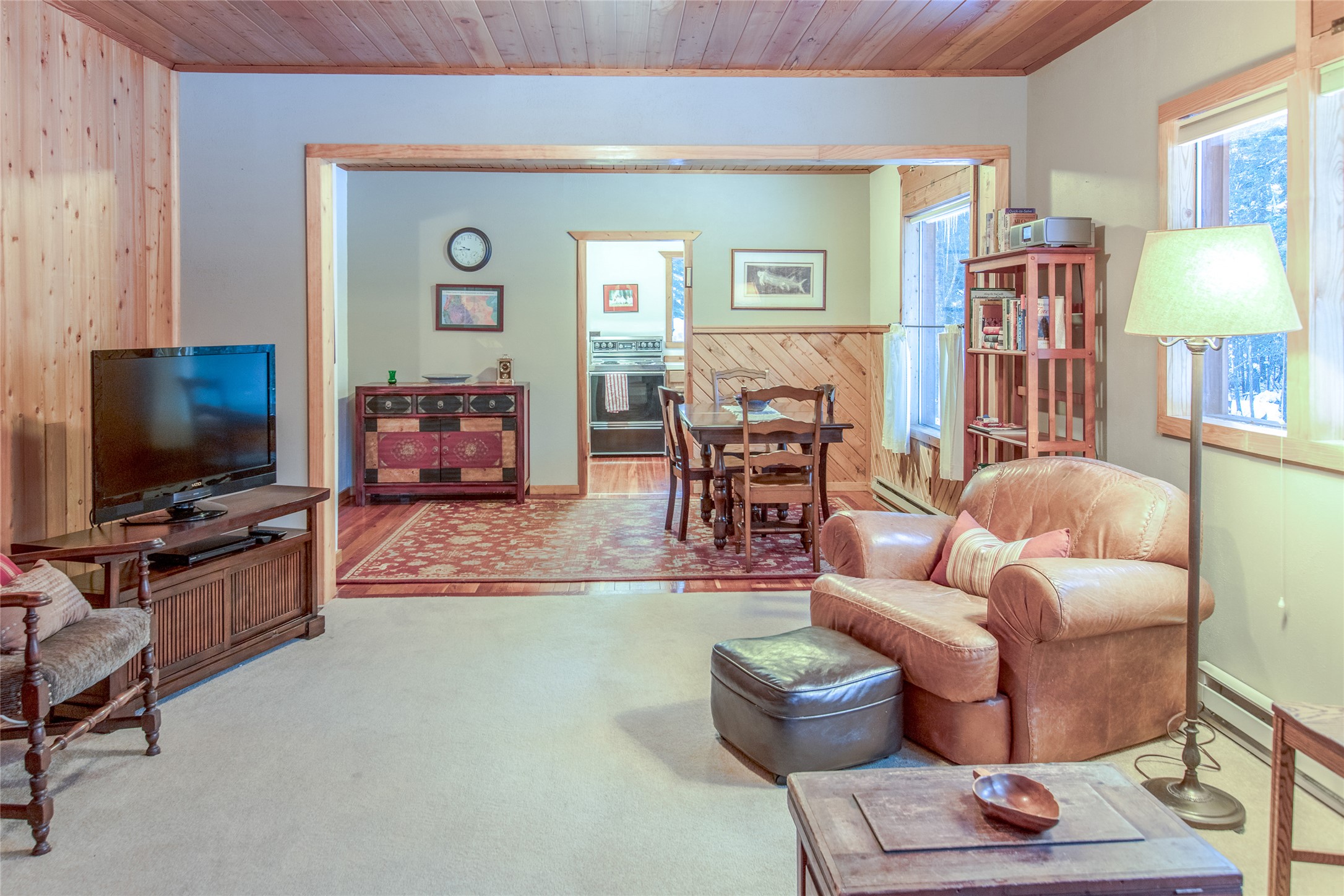 3265 Foothill Road