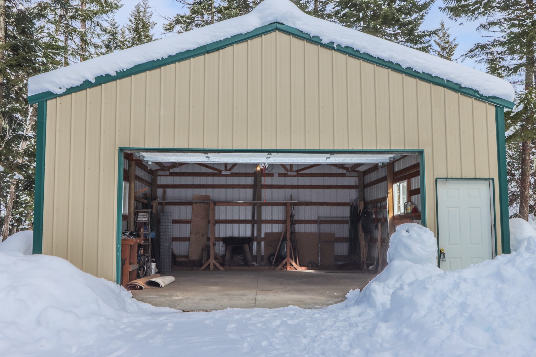 3265 Foothill Road