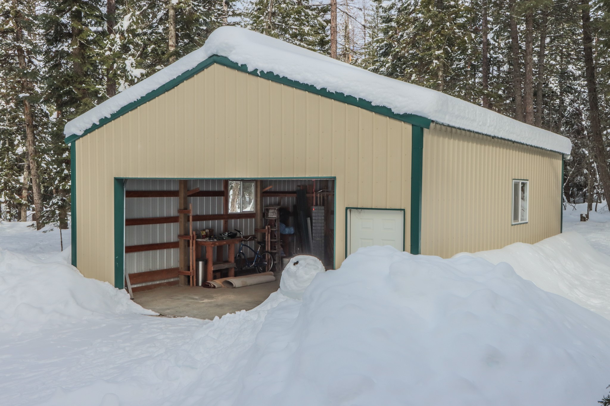 3265 Foothill Road