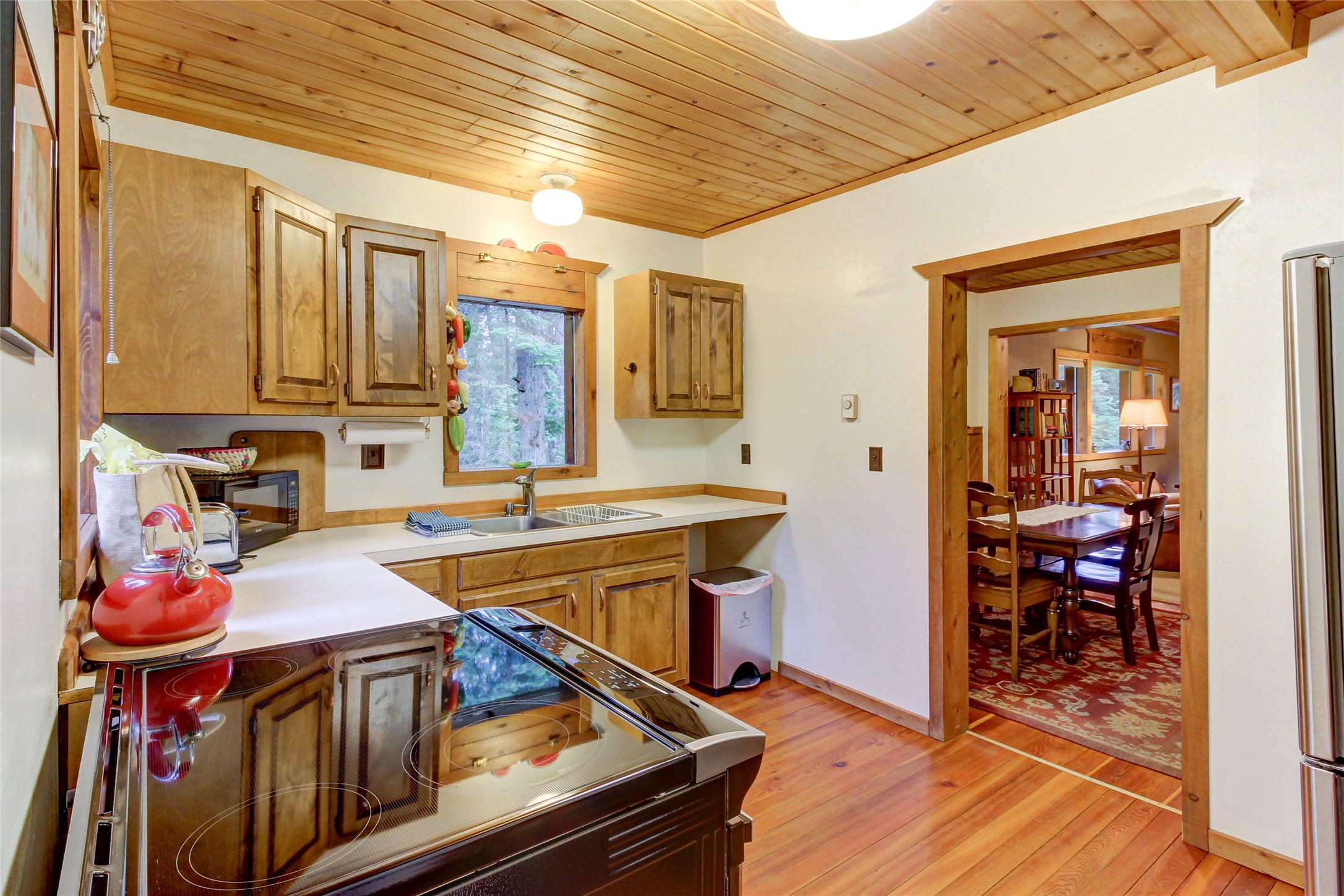 3265 Foothill Road