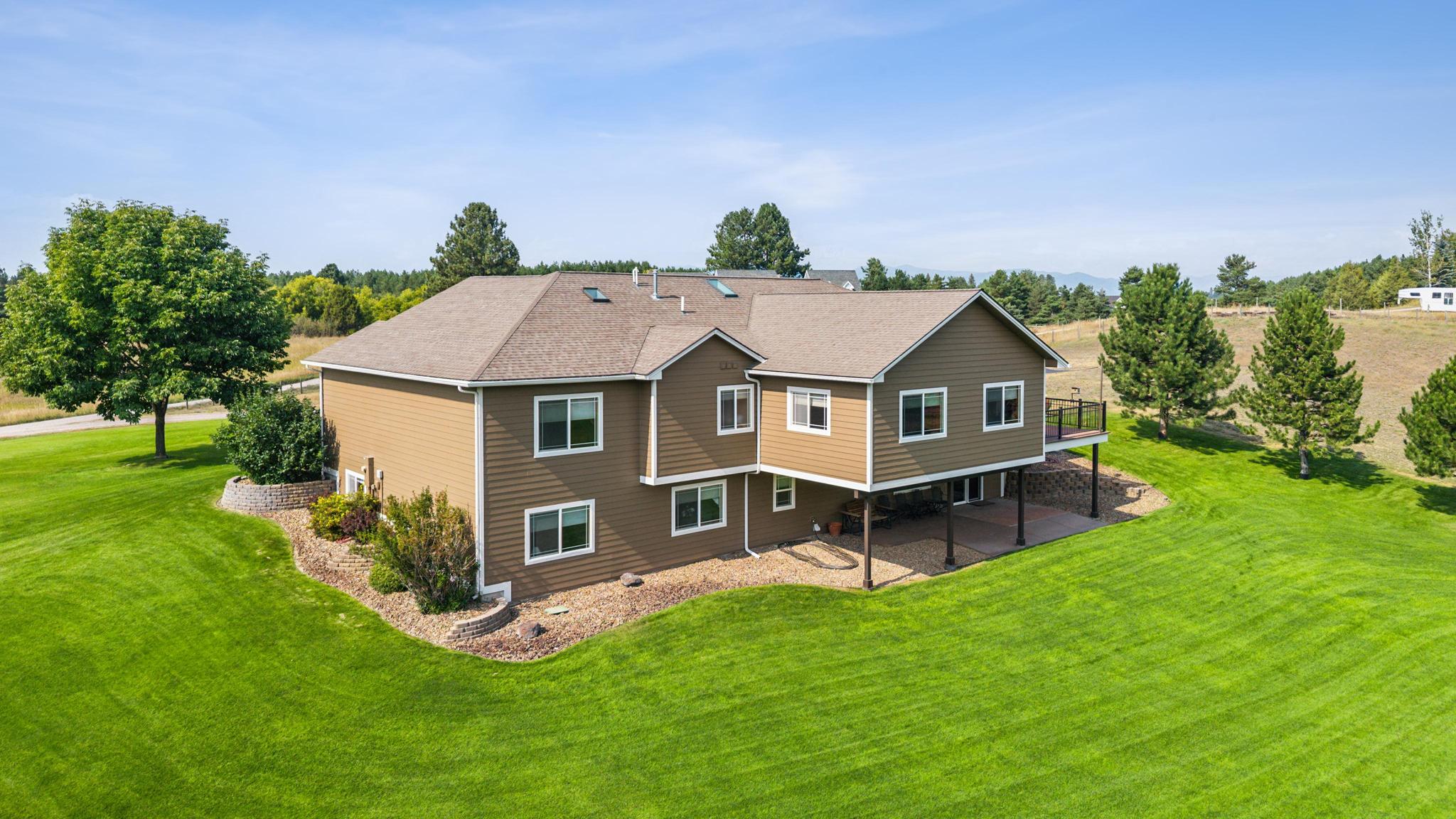 115 Scotch Pine Lane