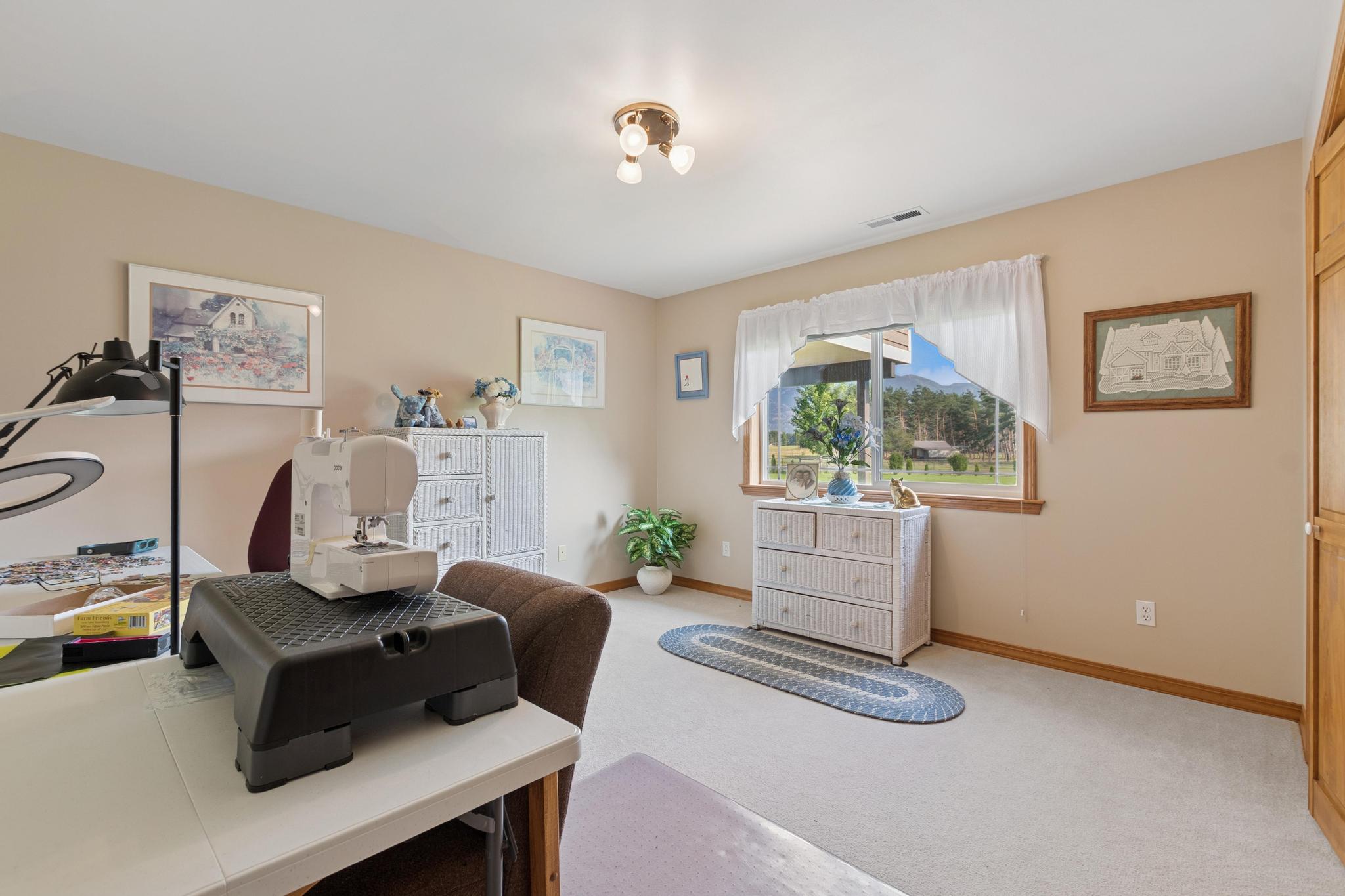 115 Scotch Pine Lane