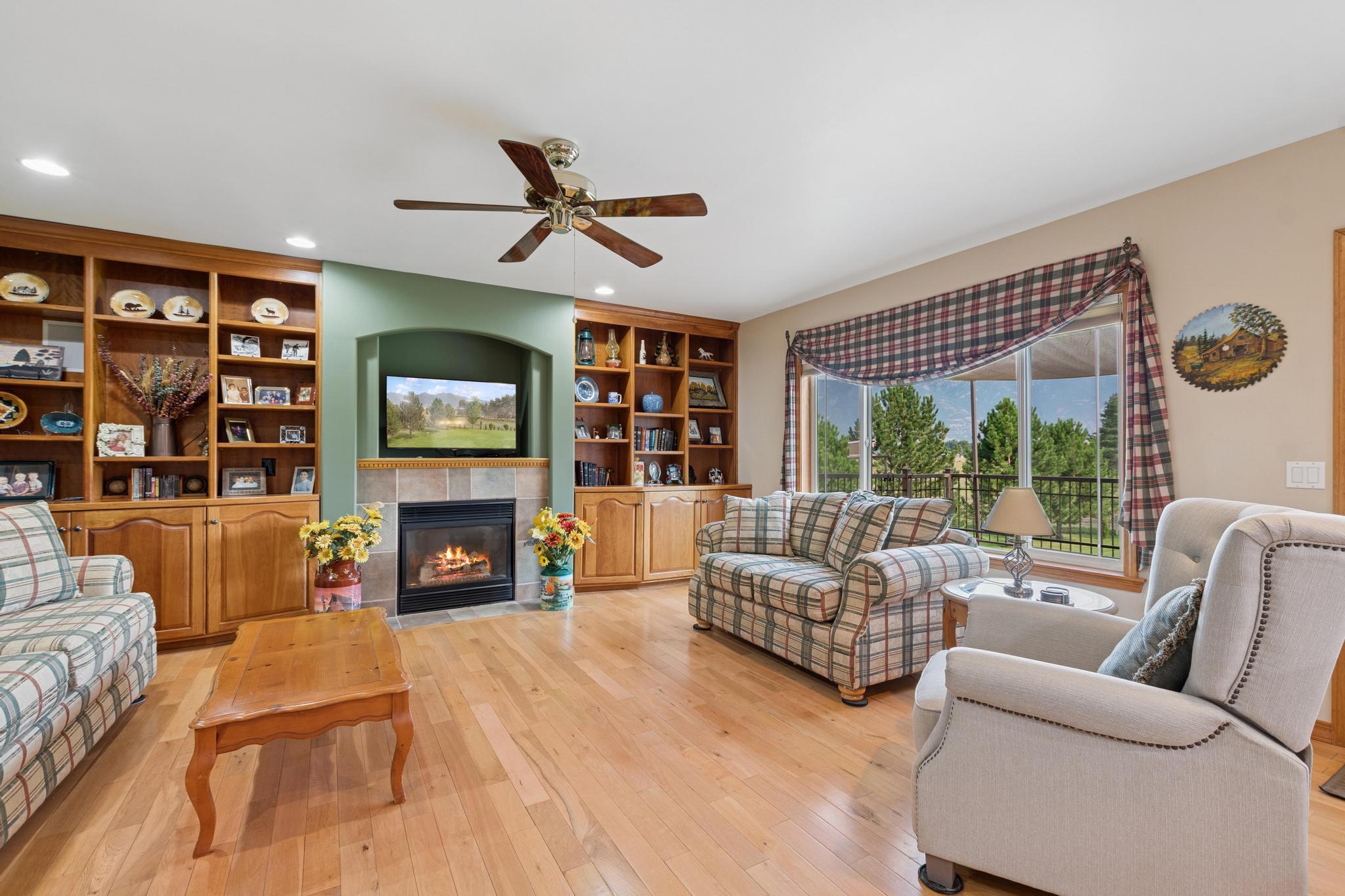 115 Scotch Pine Lane