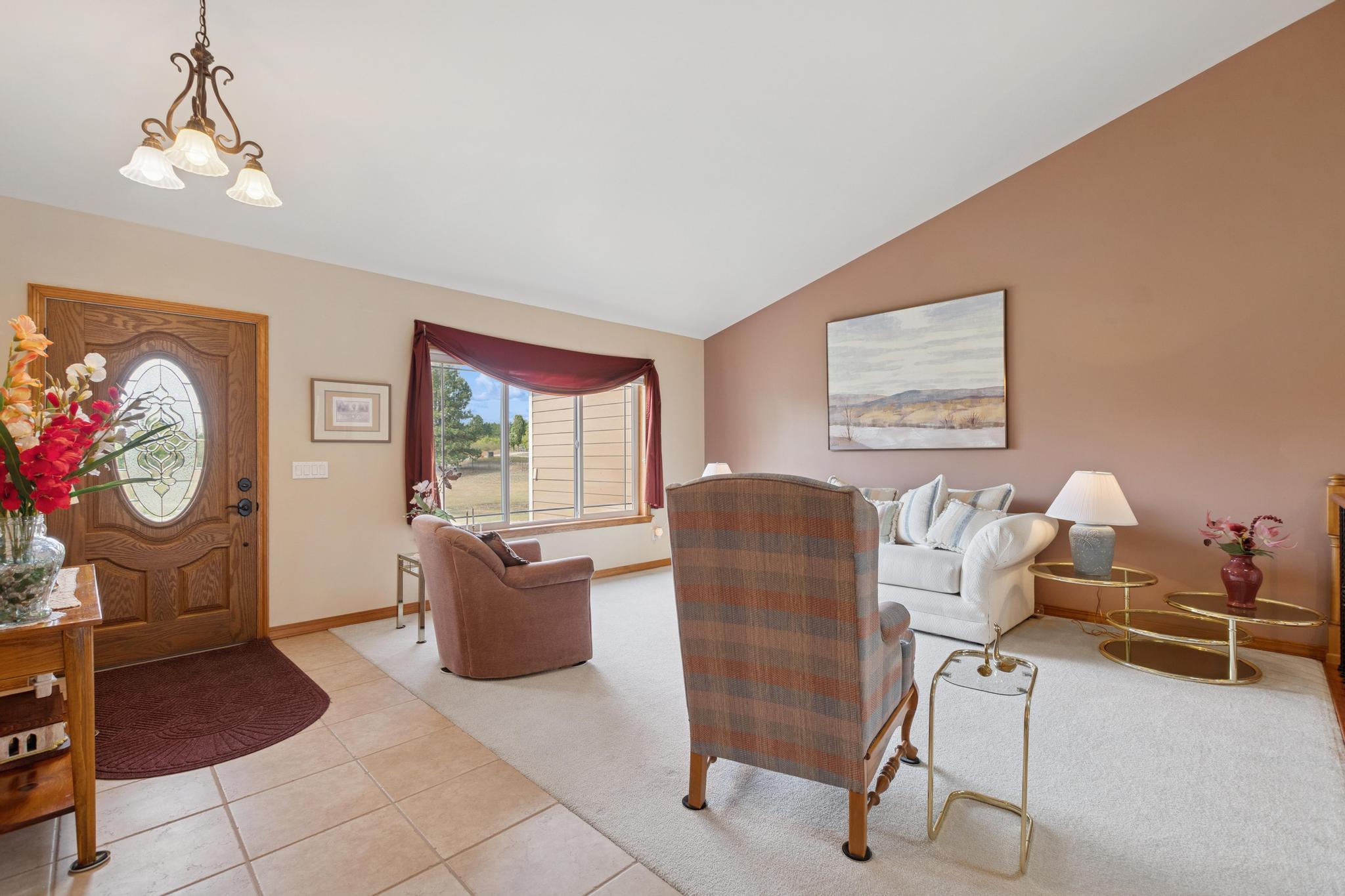 115 Scotch Pine Lane