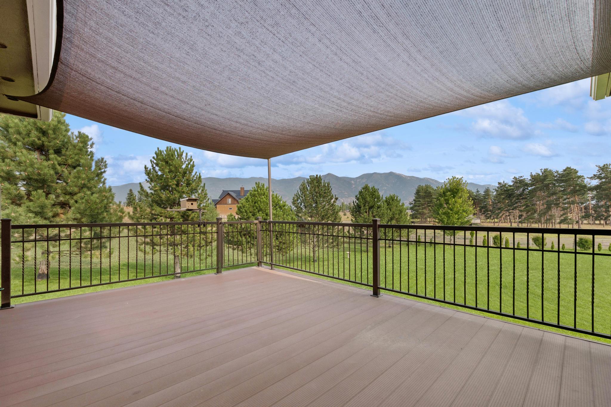 115 Scotch Pine Lane