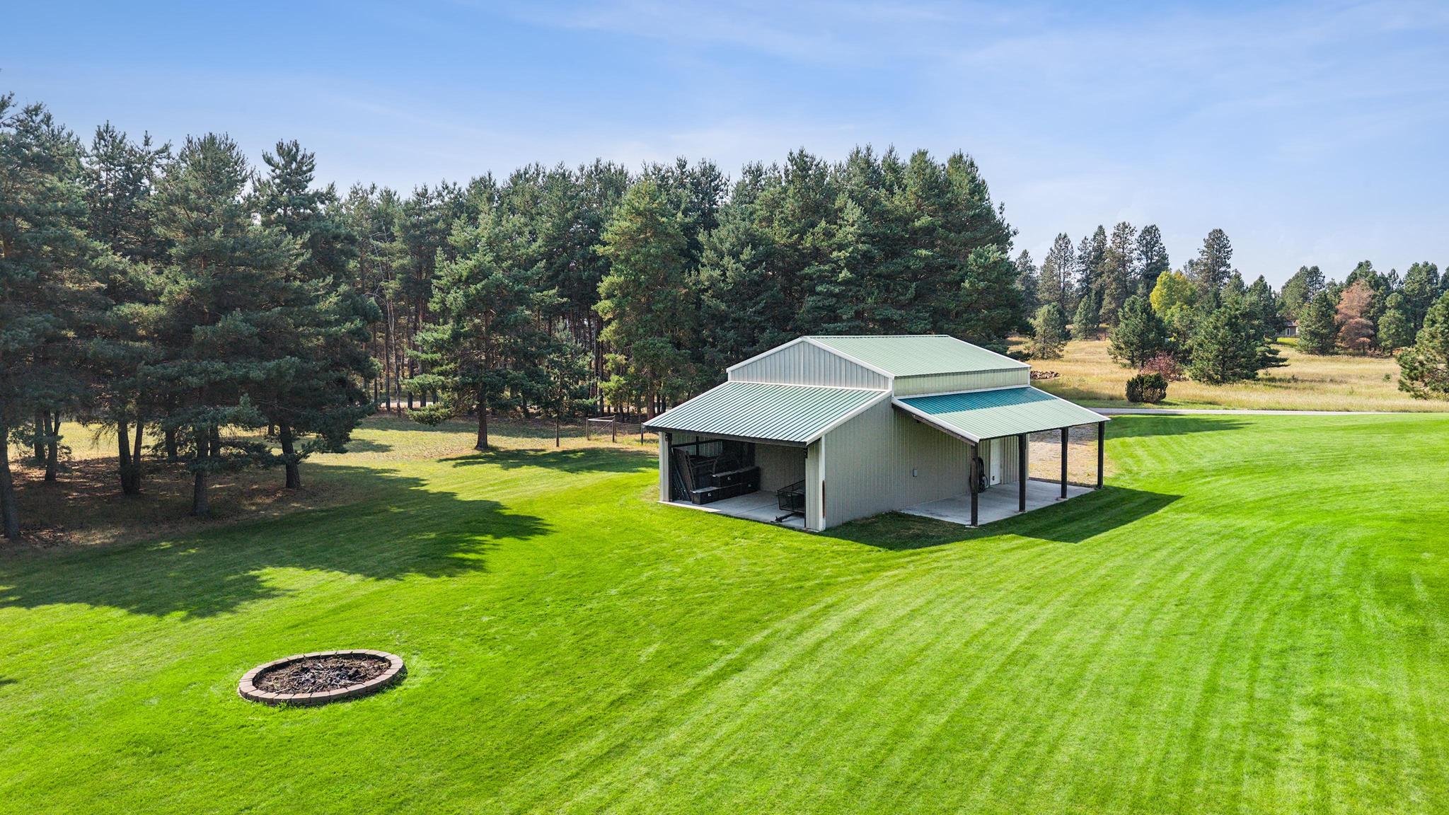 115 Scotch Pine Lane