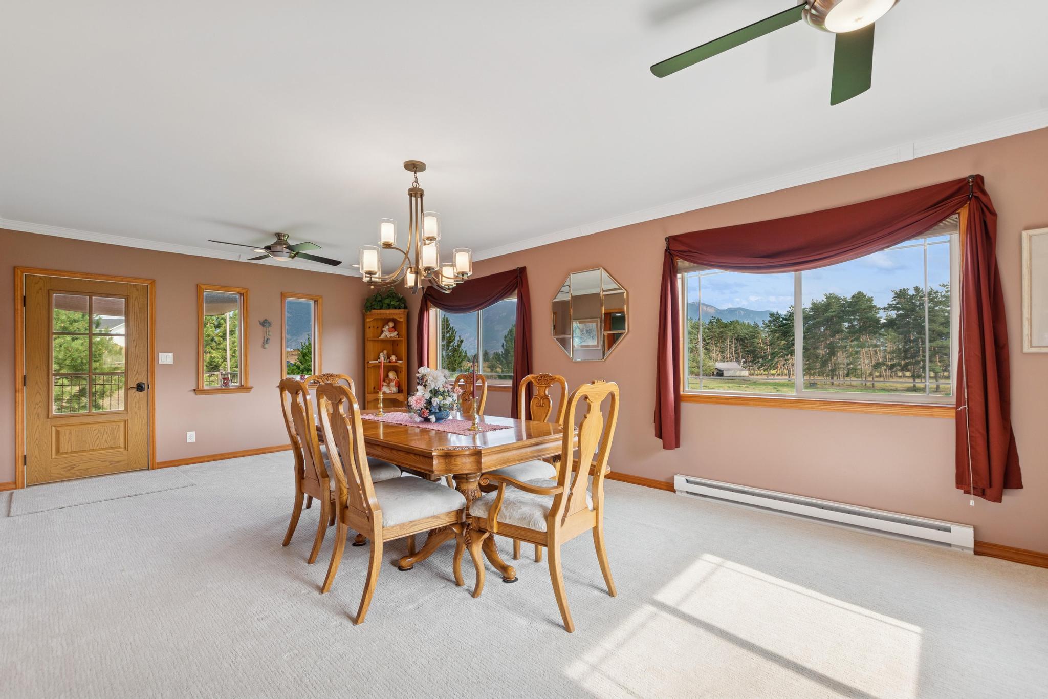 115 Scotch Pine Lane