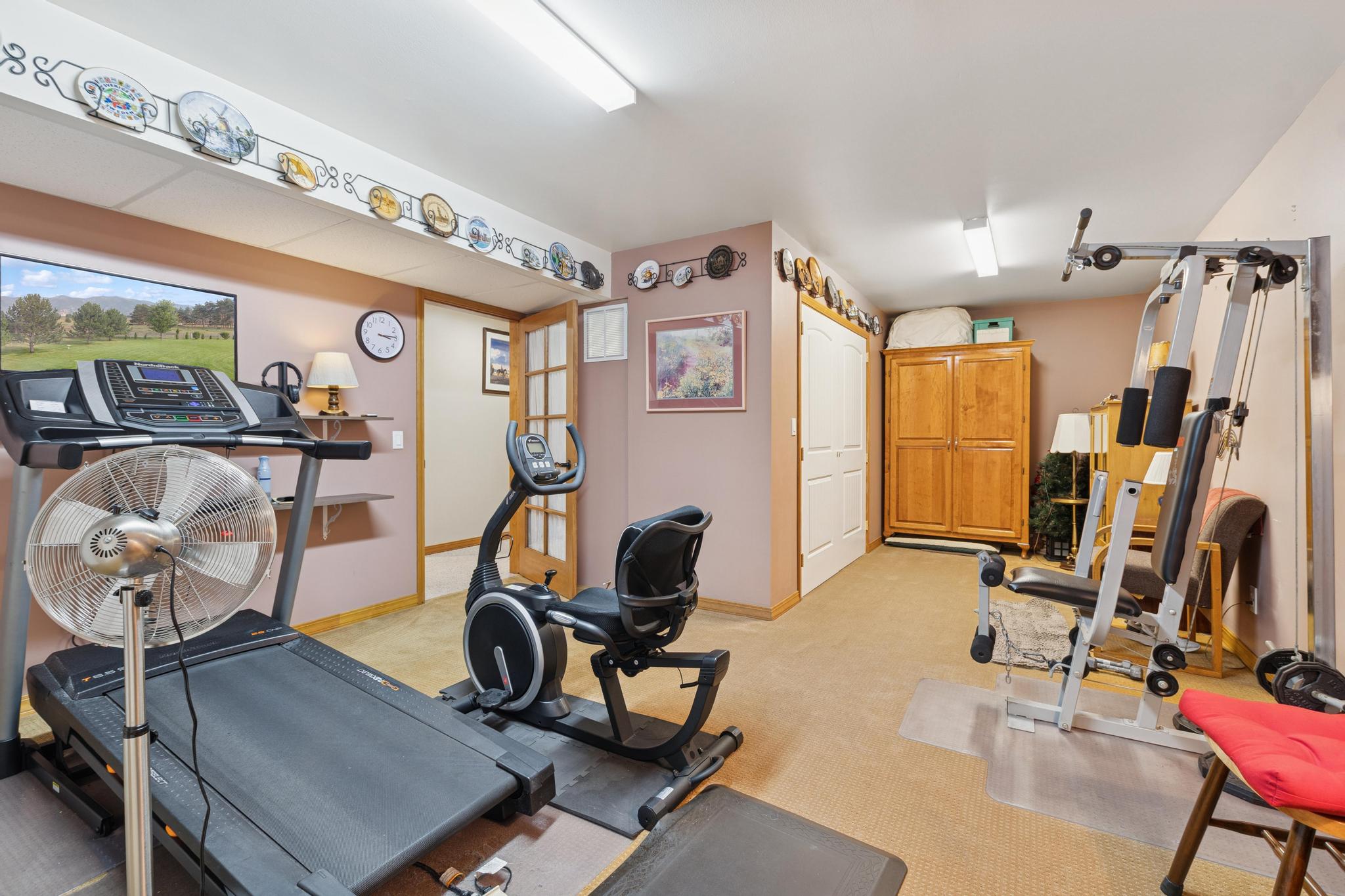 115 Scotch Pine Lane