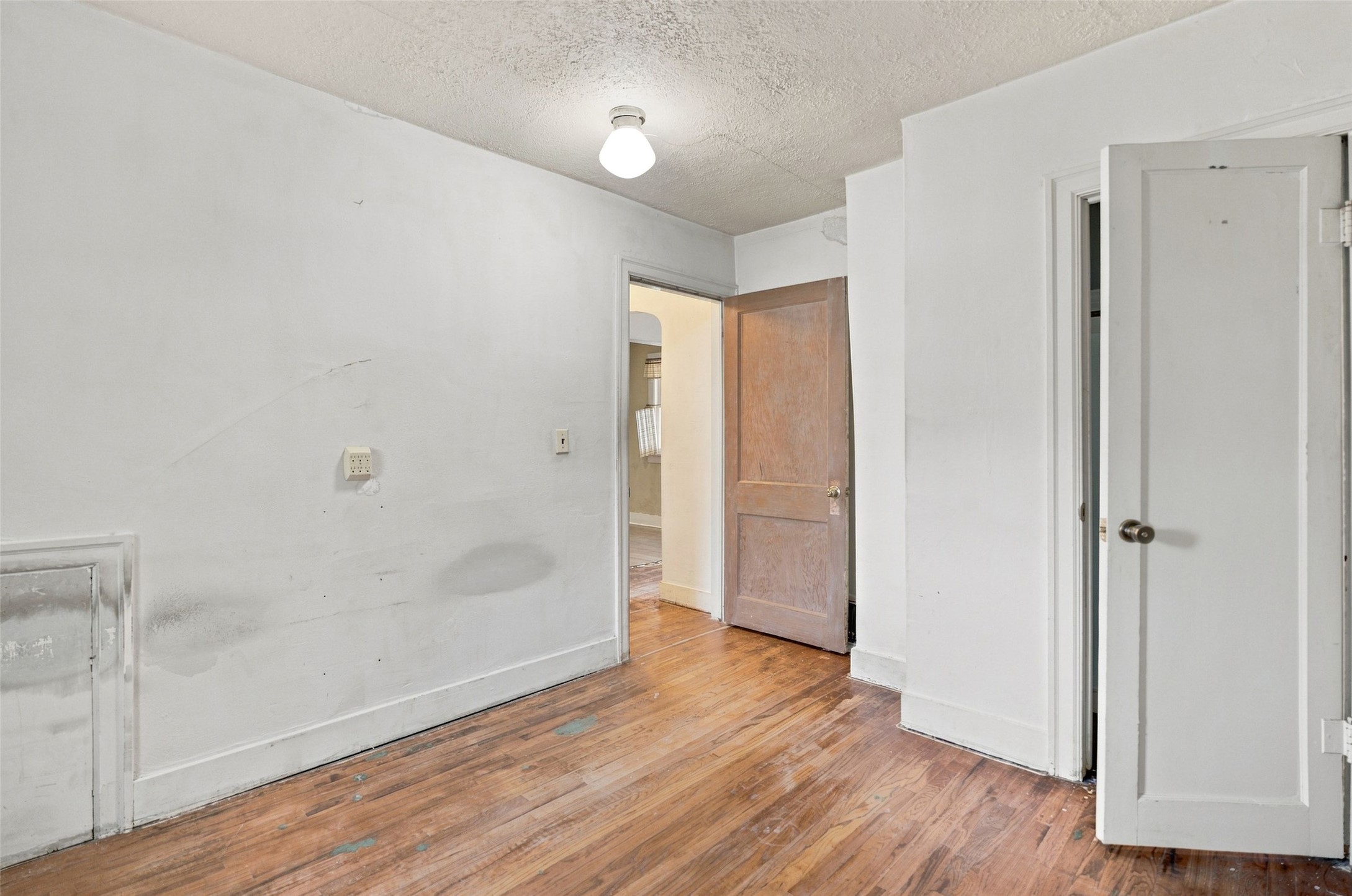 520 W Kent Avenue