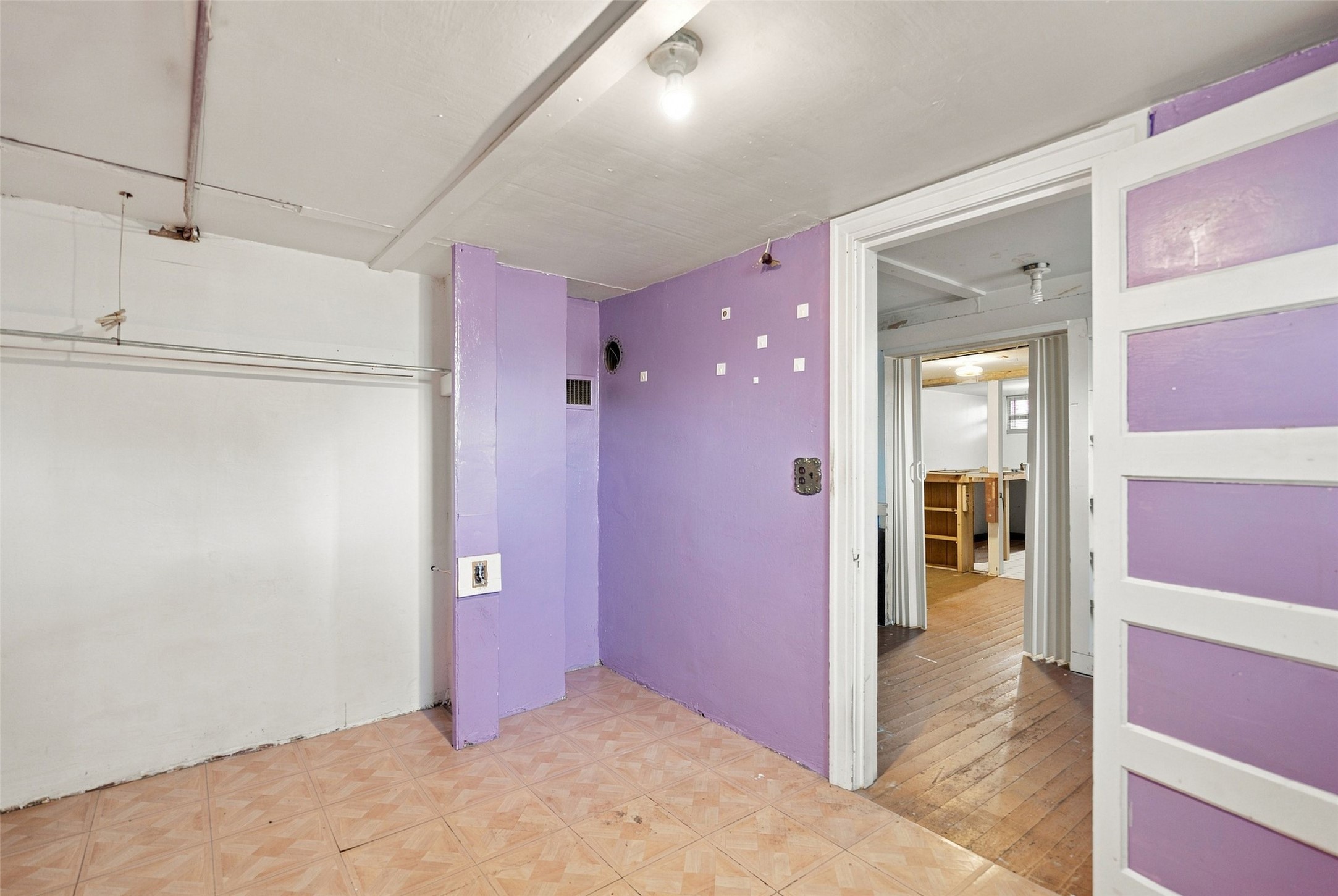 520 W Kent Avenue