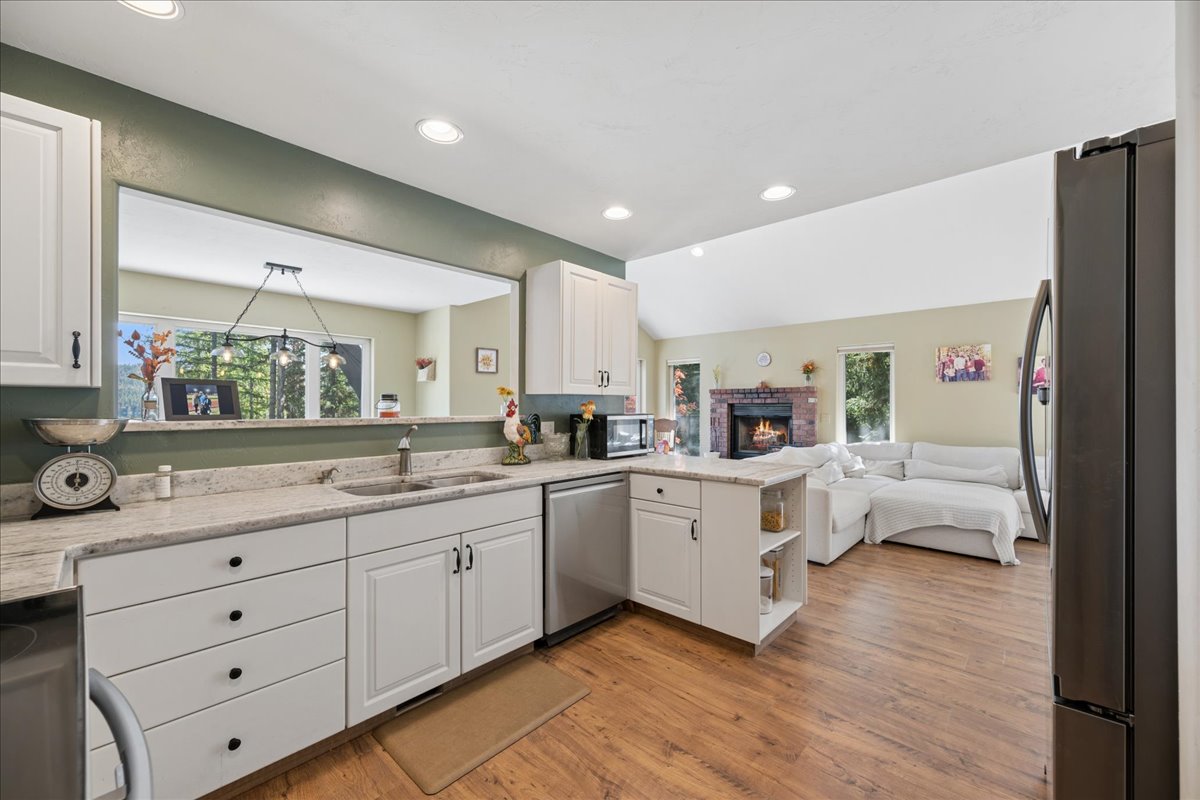 57 Cottonwood Creek Road