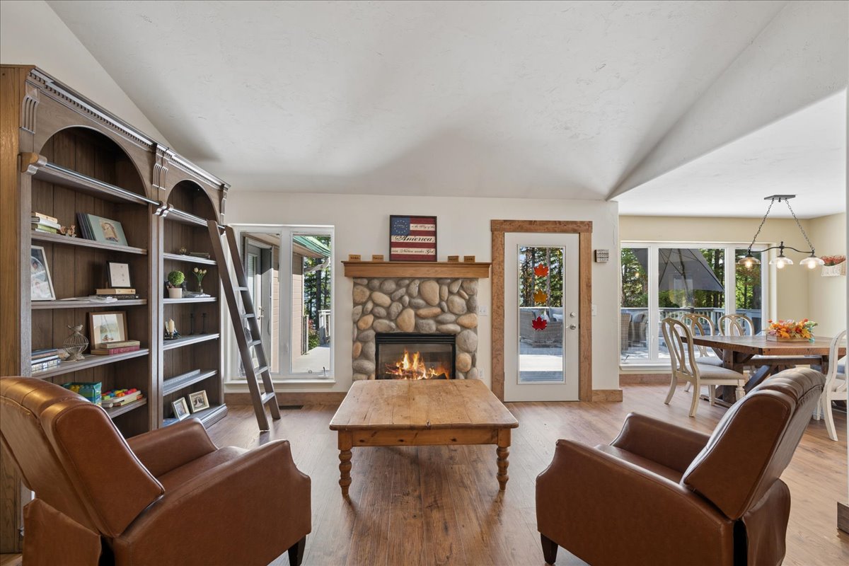 57 Cottonwood Creek Road