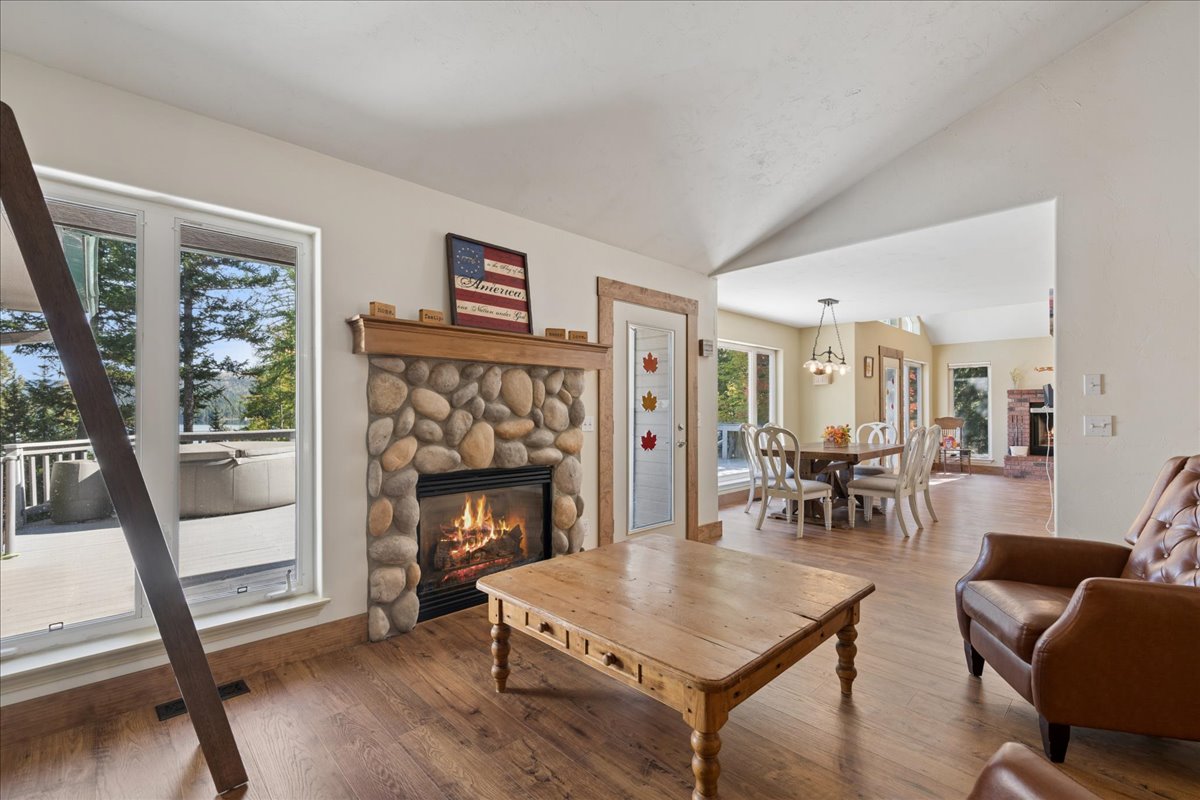 57 Cottonwood Creek Road