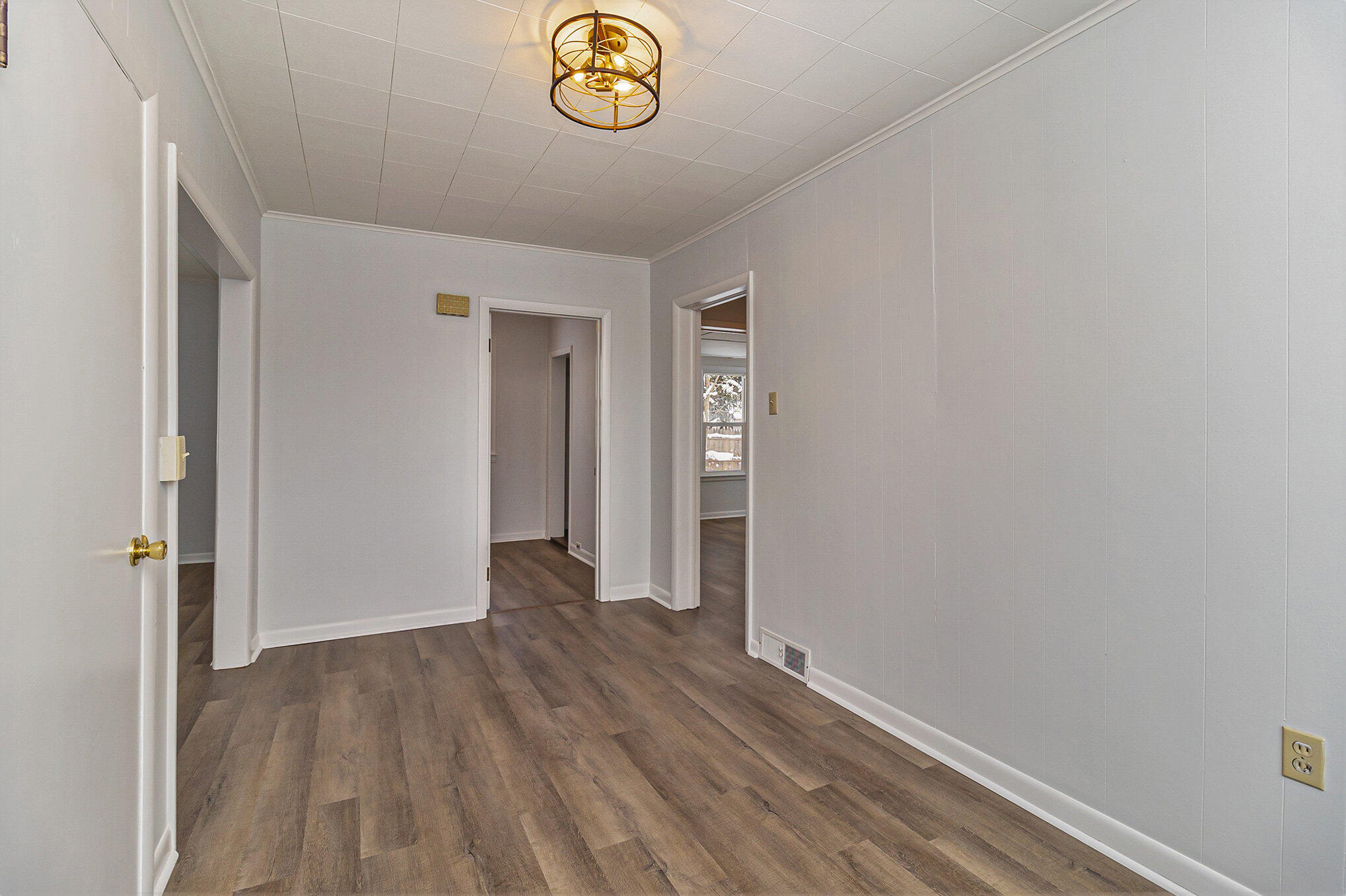 811 S Division Street