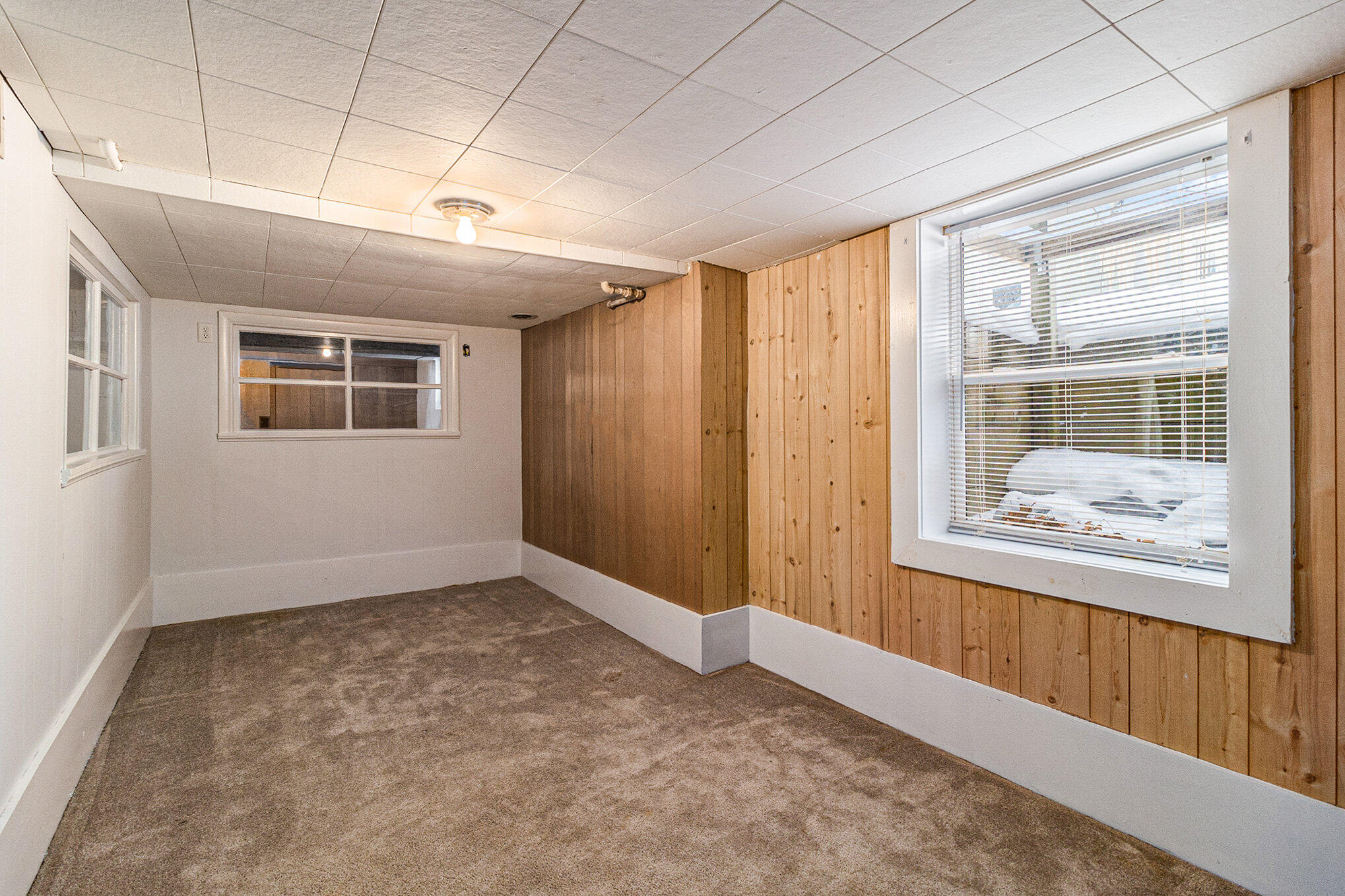 811 S Division Street